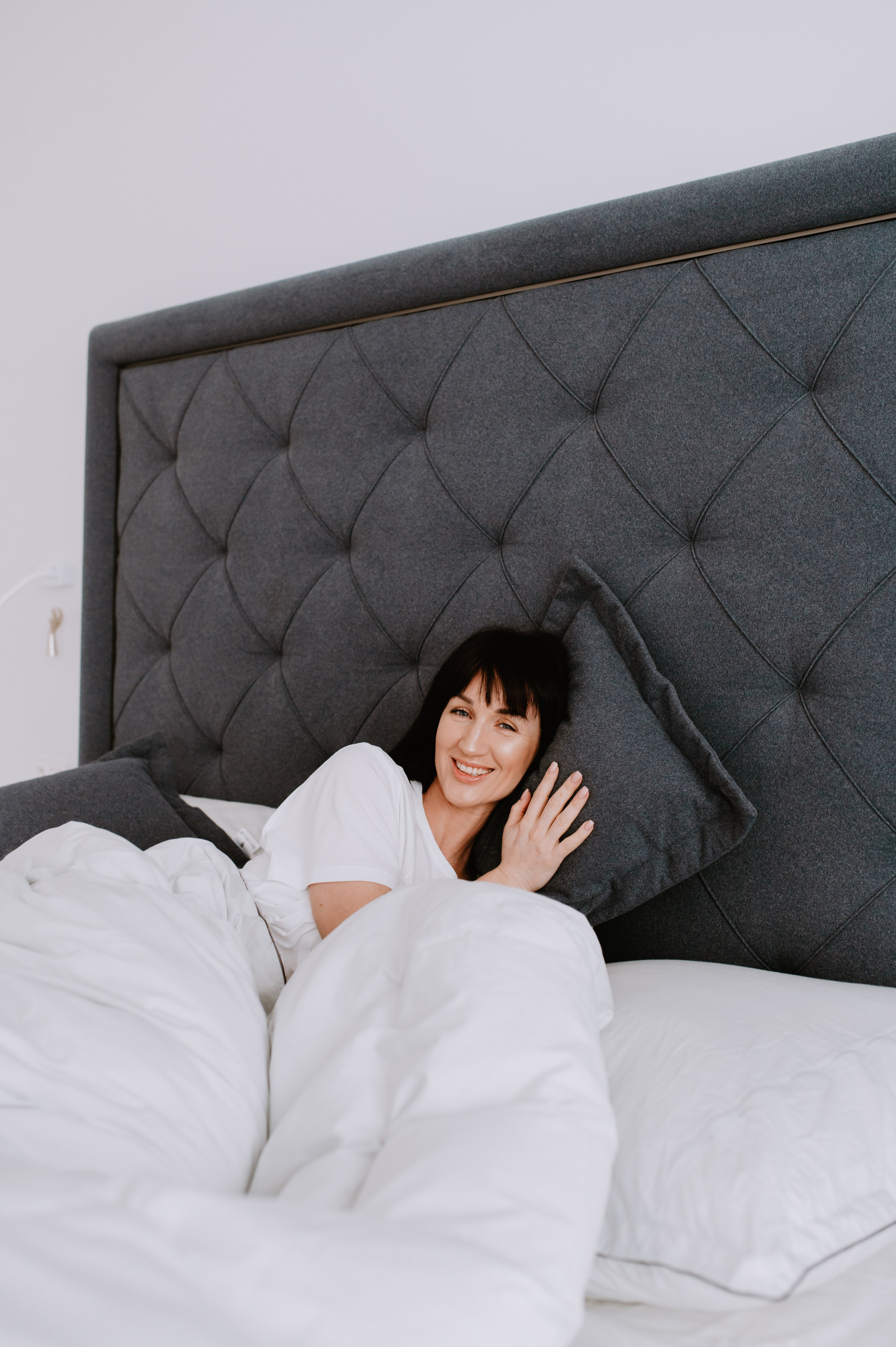 Yulia Dottera Aromatouch. ANNA-MARIA PHOTO CONTENT CREATOR — фотограф, естет, художник і візуальний експерт Instagram у Празі