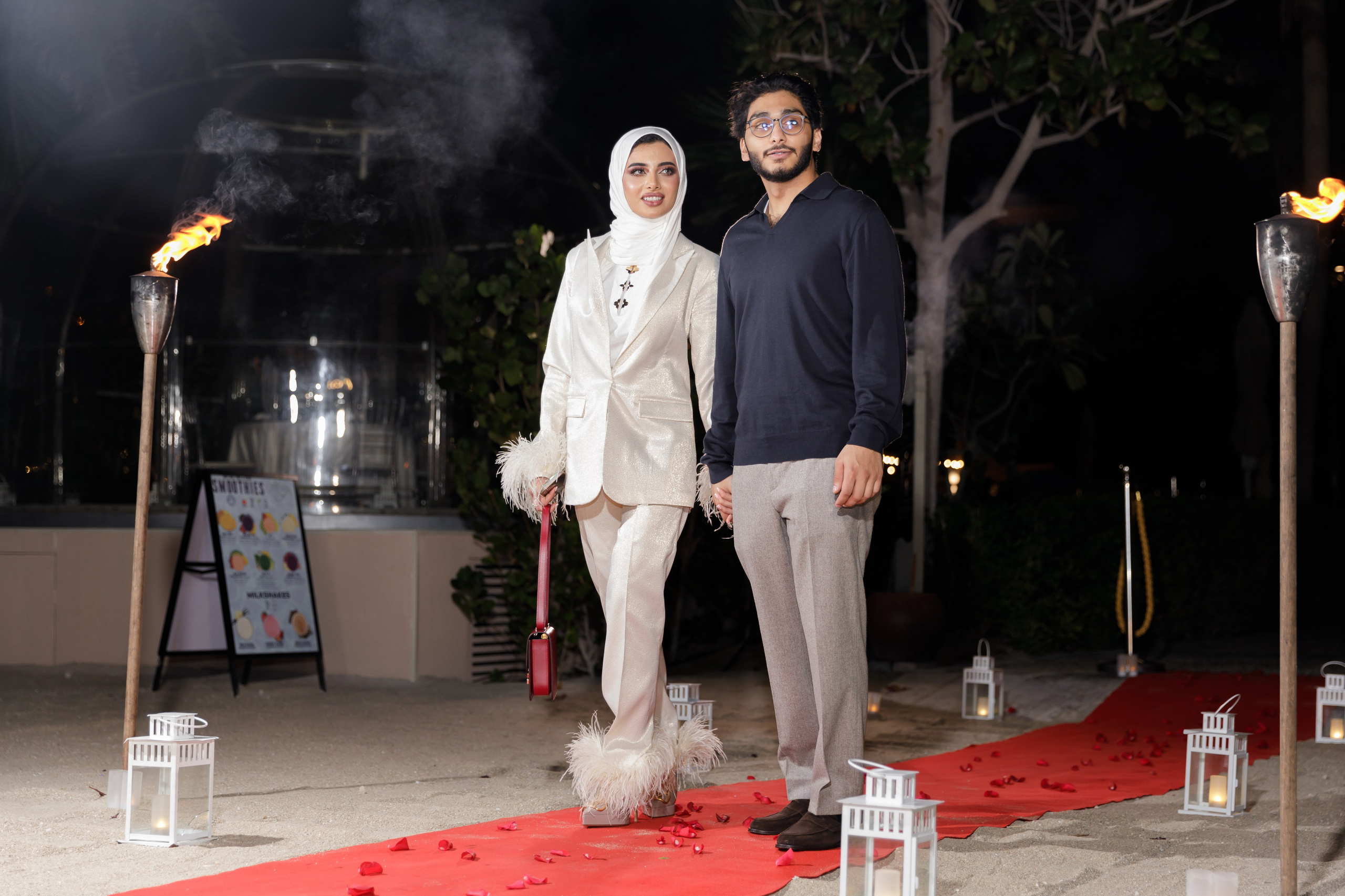 Beach proposal M&A. Photographer Anna Curly | Weddings and Events in Dubai