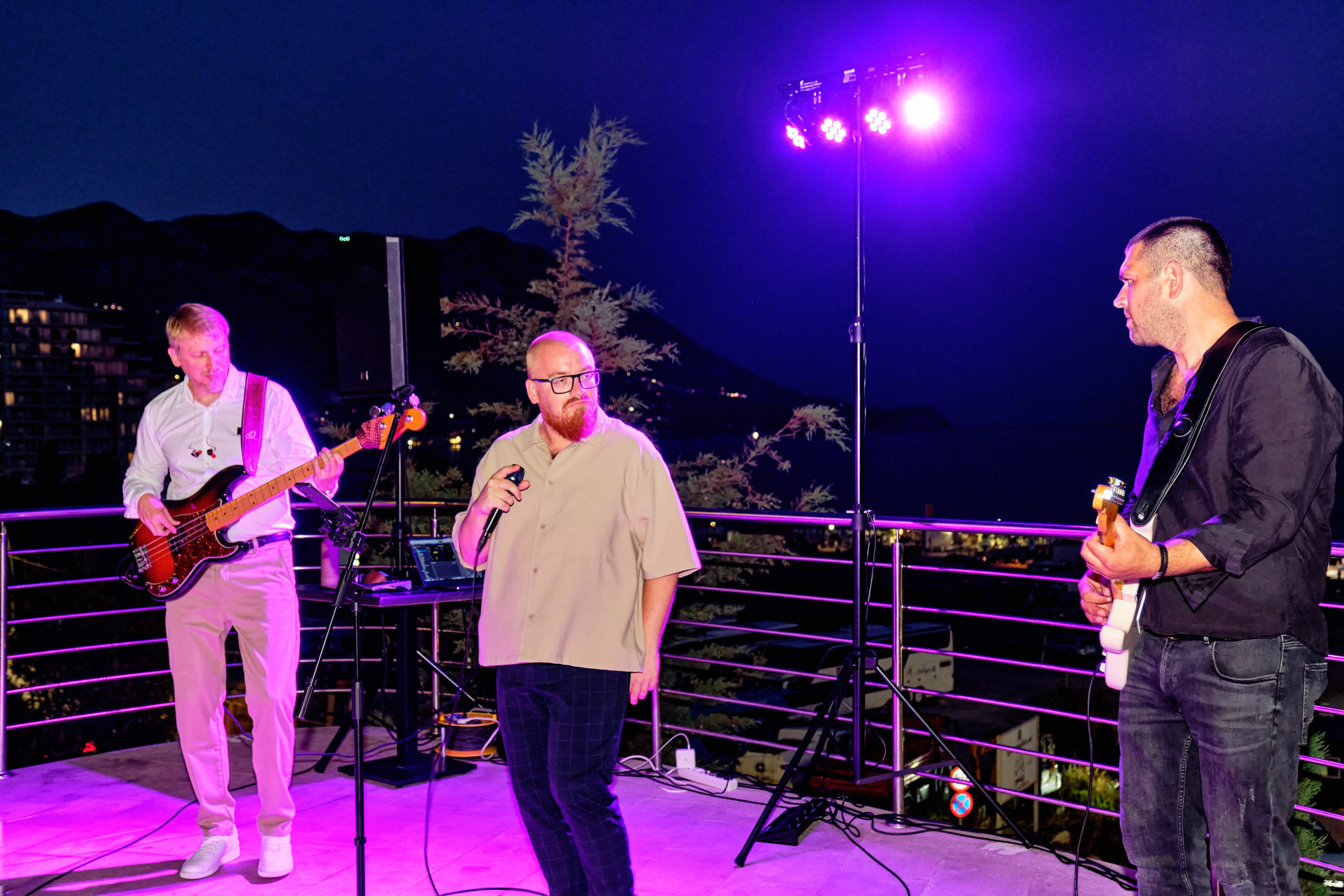 Photo report from the Zebra Restaurant’s birthday celebration. Becici, Montenegro. Photographer, photo artist Alena Novgorodtseva