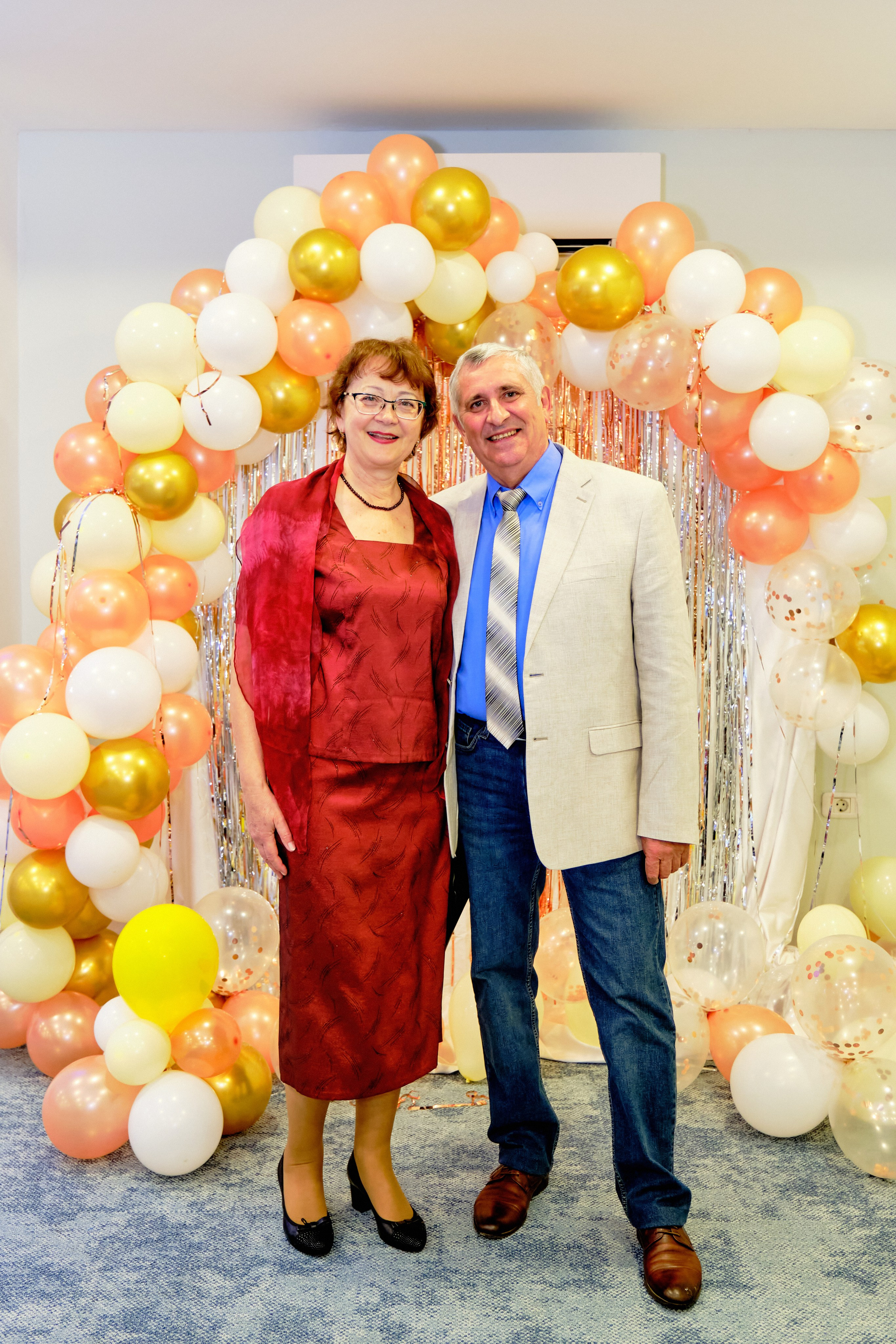 Фоторепортаж з благодійного Новорічного балу у Чорногорії. Портретний фотограф Альона Новгородцева