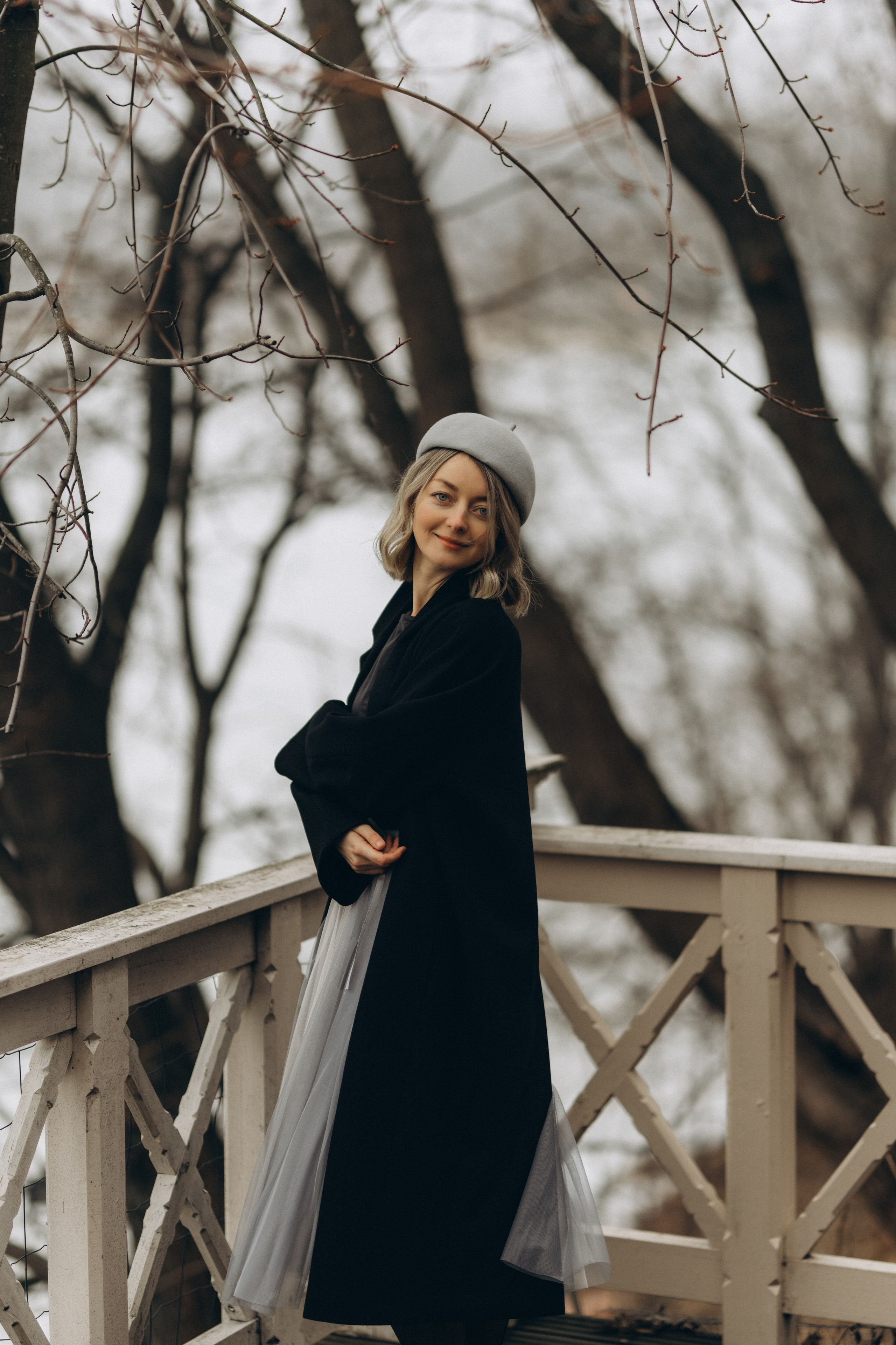 Woman phoshoot. Wedding and potrait photographer in Helsinki Vickan O