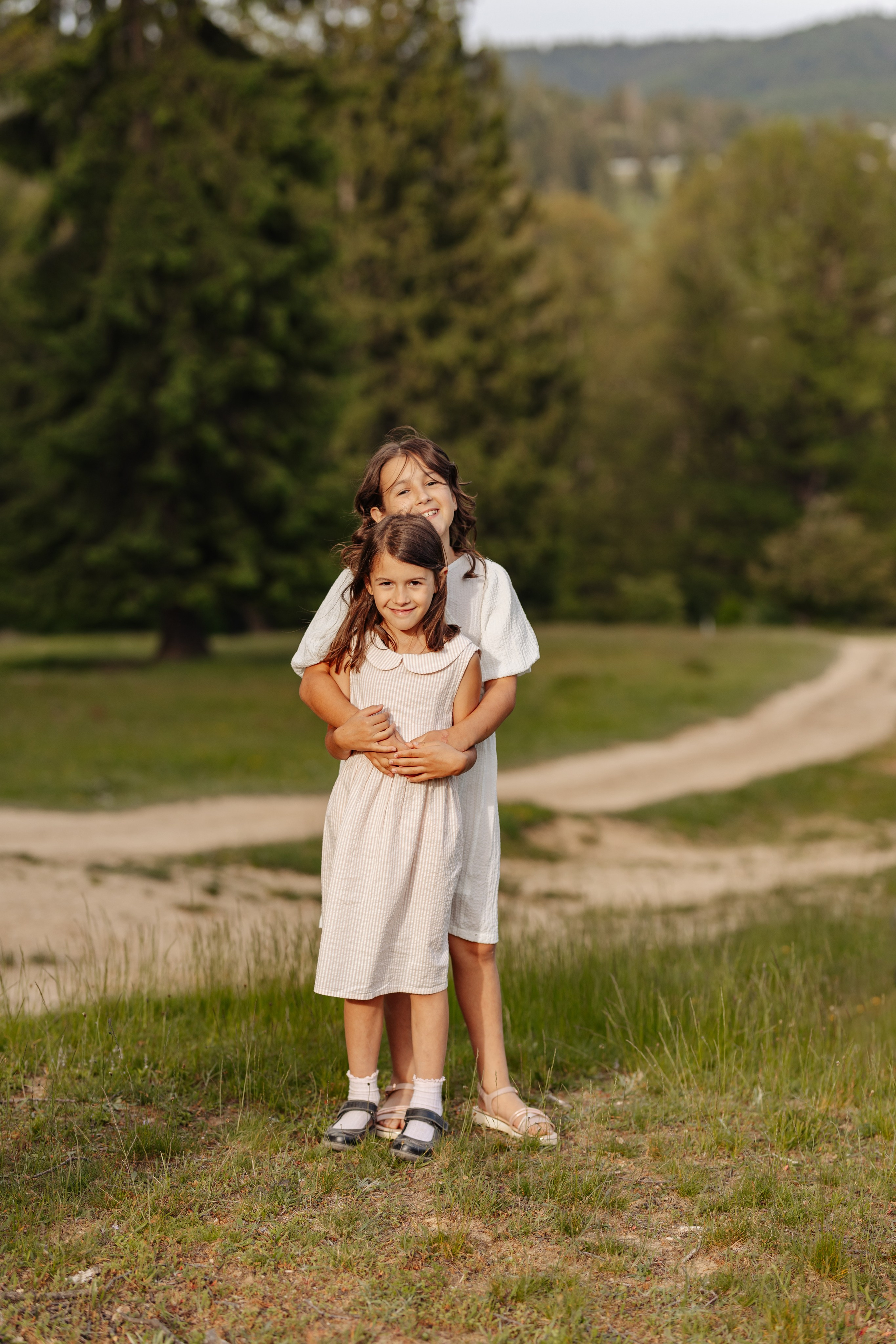 Familia Hudea. Cristina Andronache fotograf Brașov fotograf de familie fotograf de nunta Brașov