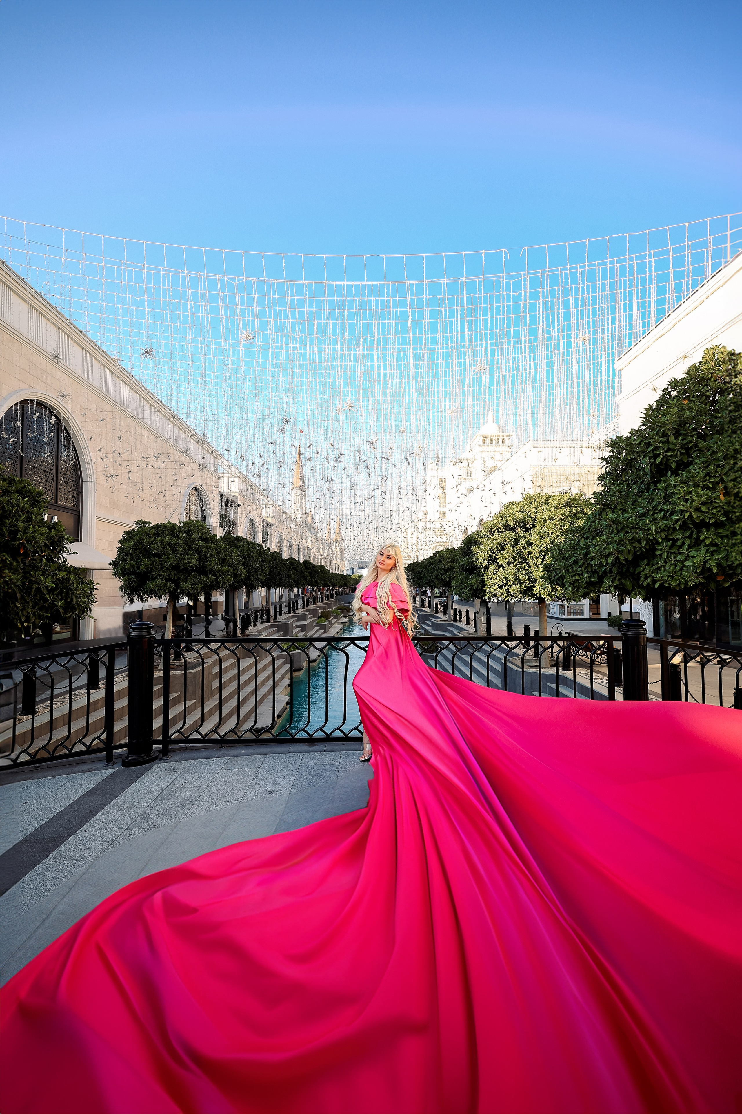 Flying dresses for rent. Photographer in Turkey, Antalya, Kemer, Belek, Side, Kas, Fethiye