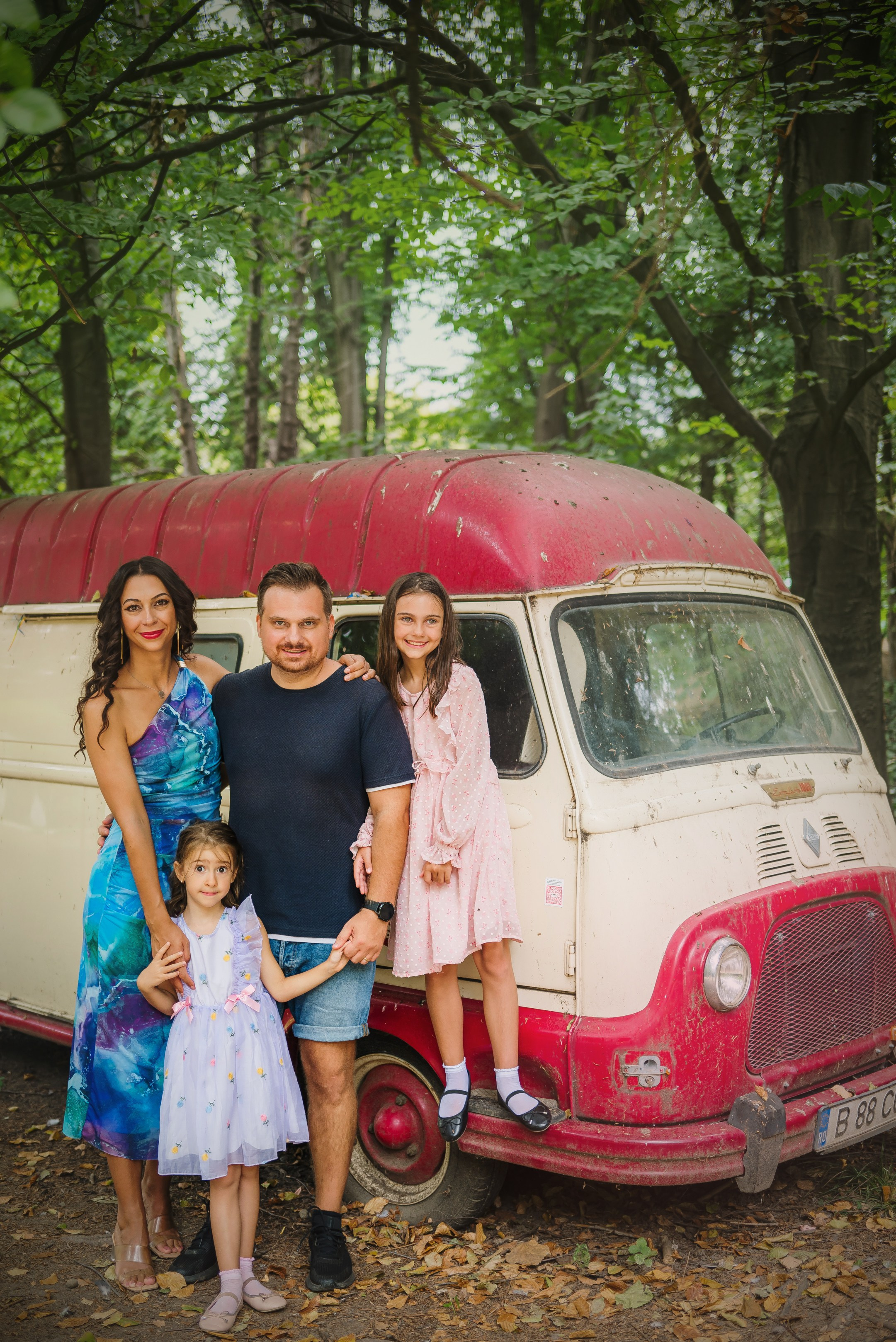 Sedinte foto in natura. Daria Kids Photo by Alexandra Tomoiu | Fotograf familie si evenimente | Militari Residence, Bucuresti