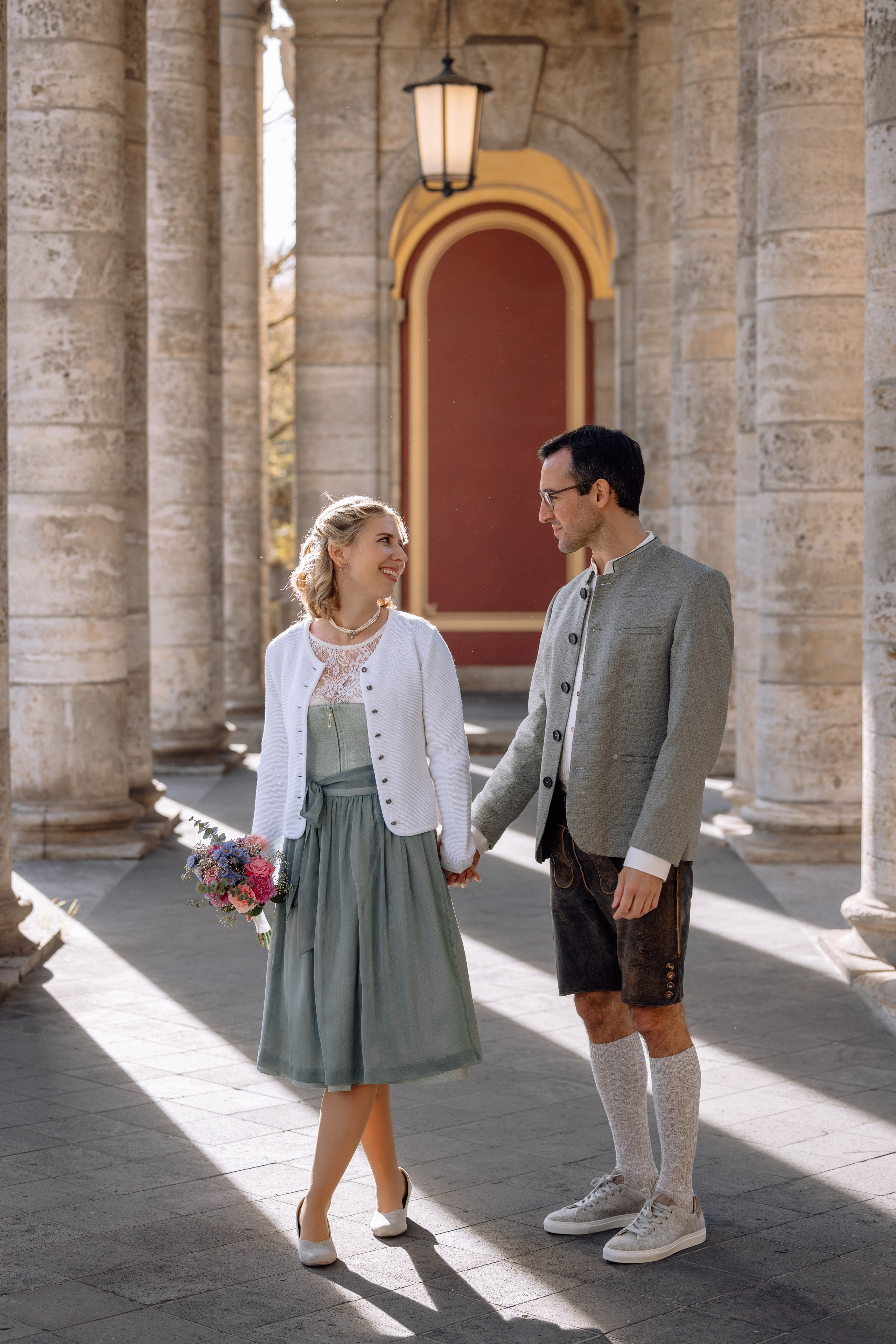 Herbsthochzeit im Standesamt Schwabing. Hochzeitsfotograf München Taufe Familienfotograf Tanja Mauke