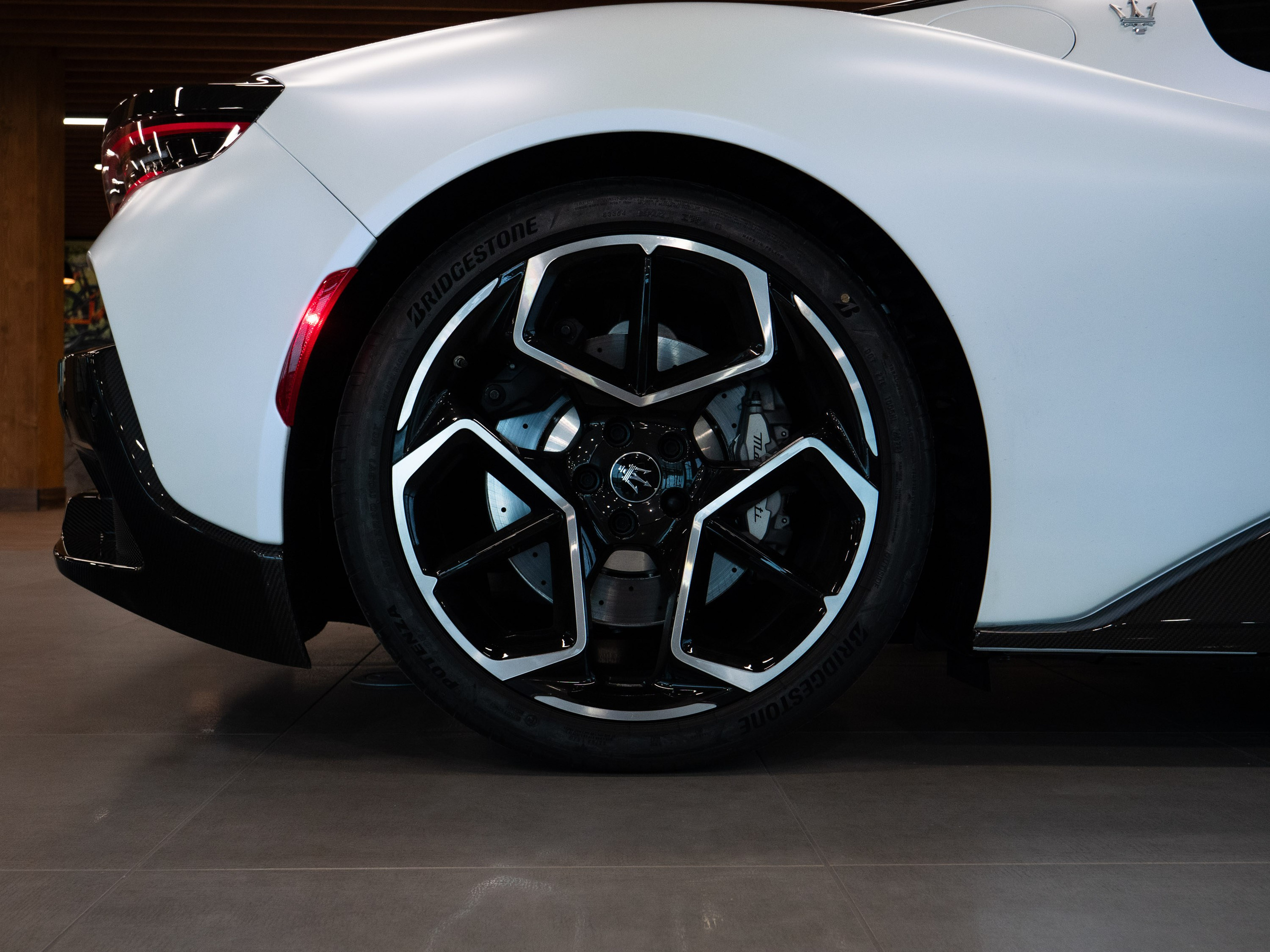 Maserati MC20. Dimitri Ilkov Photography — Capturing Life’s Moments in Edmonton, Cana