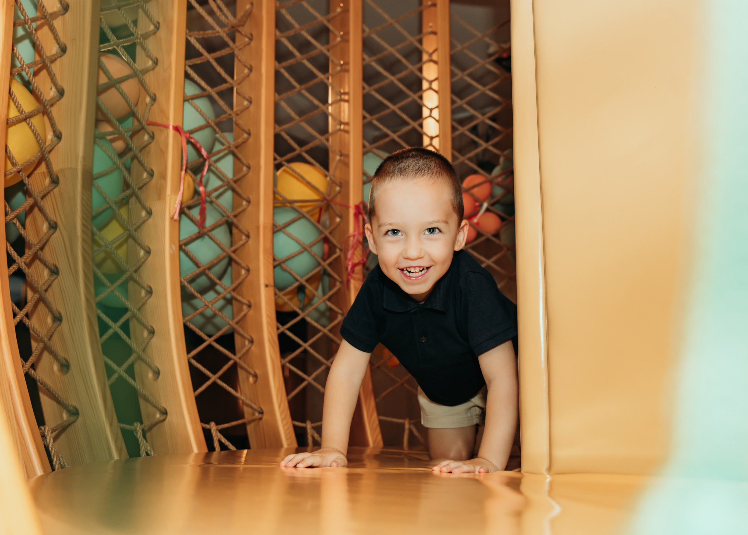 FOTOGRAFISANJE ROĐENDANA. DEČIJI FOTOGRAF BEOGRAD|NOVOGODISNJE FOTOGRAFISANJE|CAKE SMASH