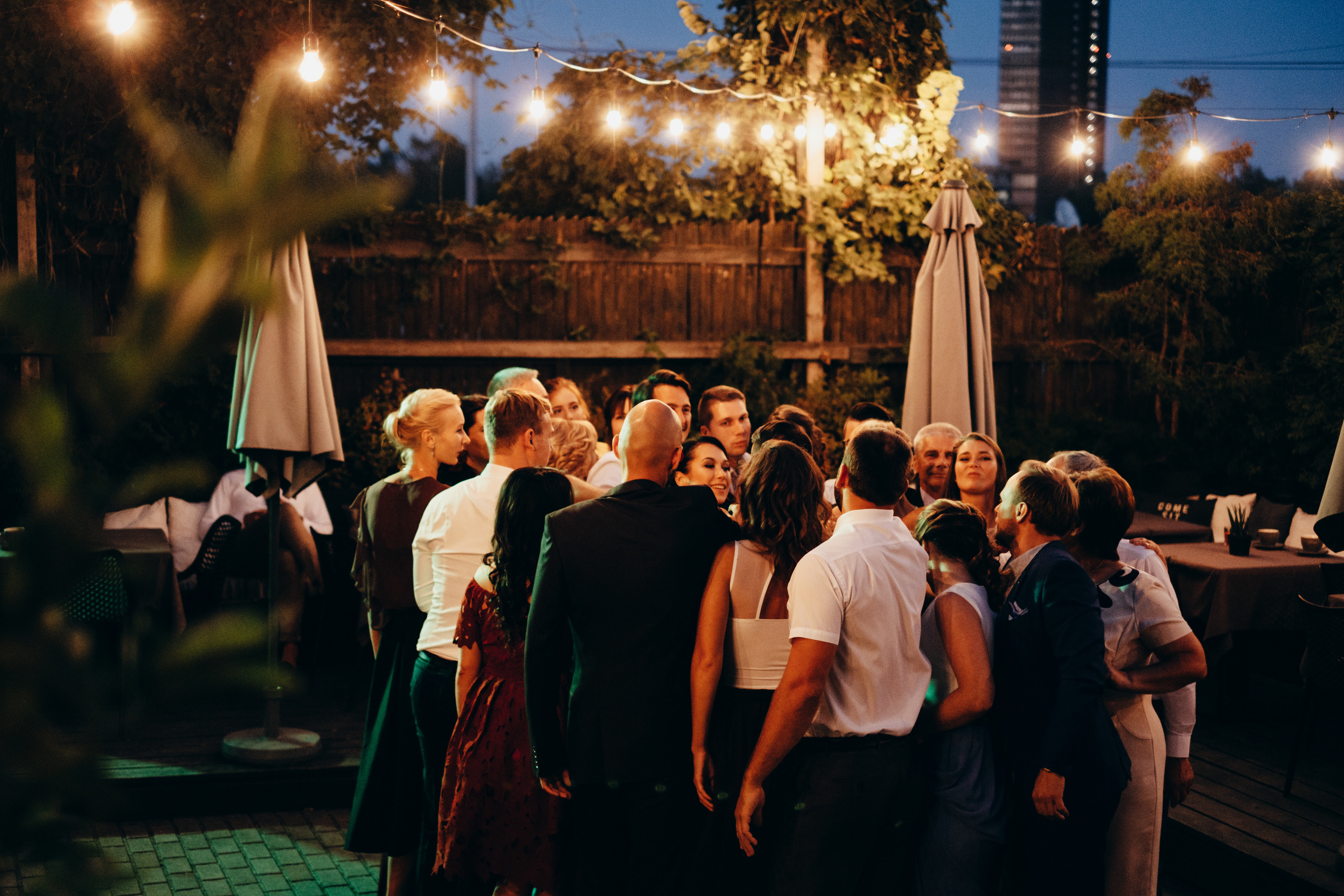 Kāzu stāsts Madara & Dains. Kāzu × Ģimenes notikumu fotografs Edgars Kalniņš