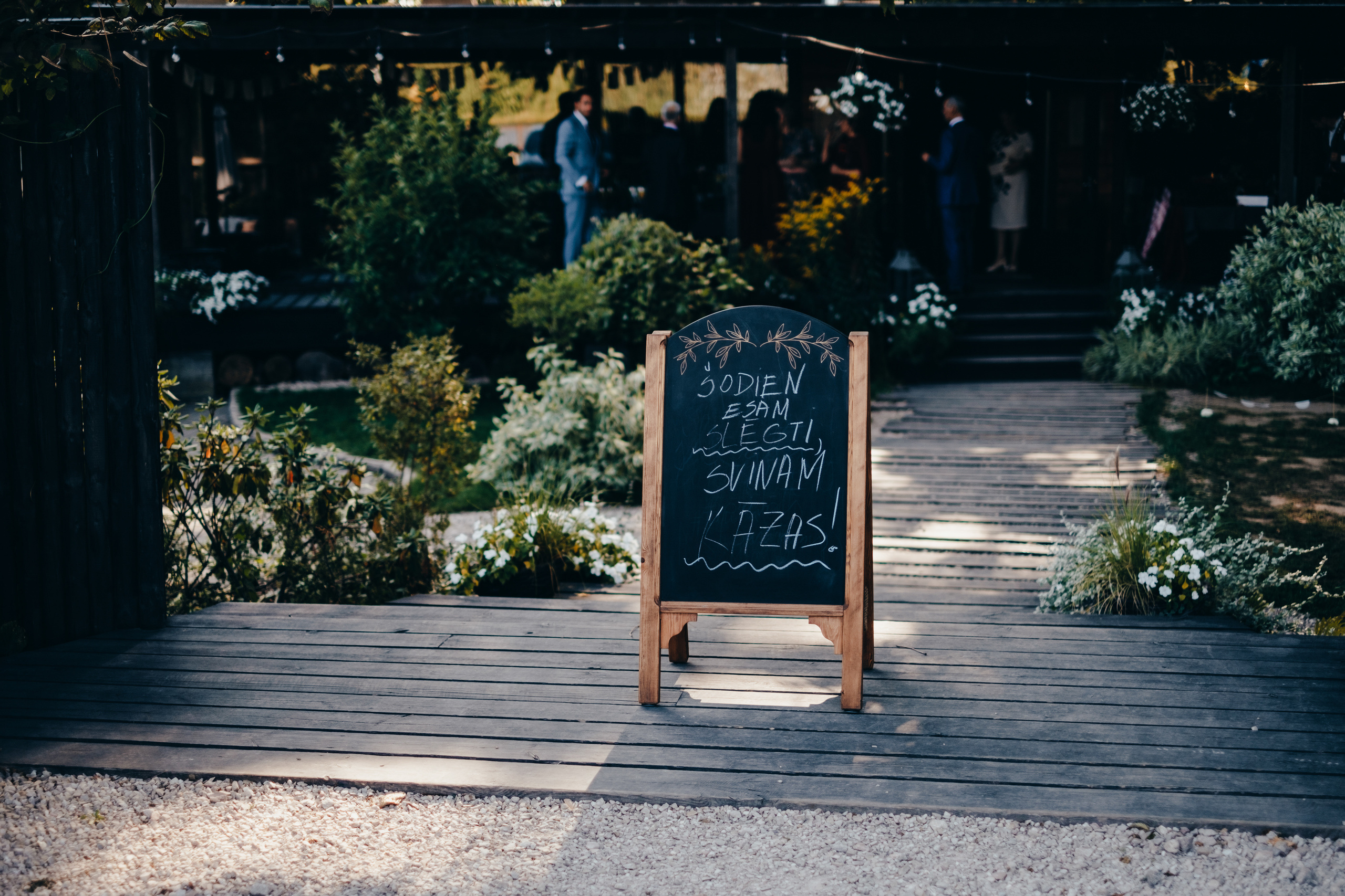 Kāzu stāsts Madara & Dains. Kāzu × Ģimenes notikumu fotografs Edgars Kalniņš