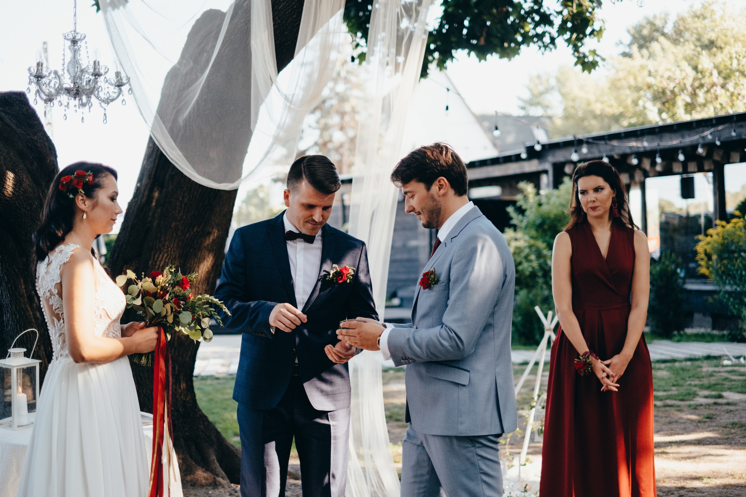 Kāzu stāsts Madara & Dains. Kāzu × Ģimenes notikumu fotografs Edgars Kalniņš