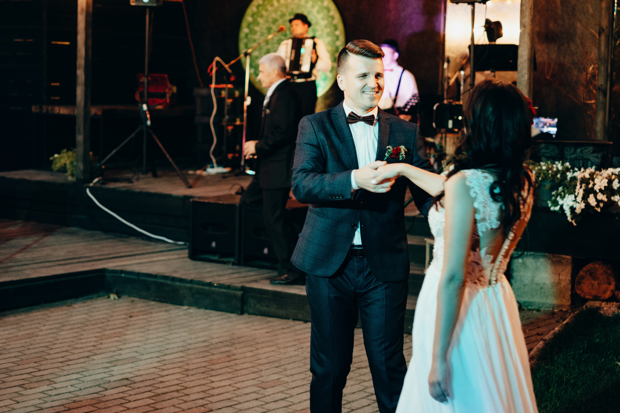 Kāzu stāsts Madara & Dains. Kāzu × Ģimenes notikumu fotografs Edgars Kalniņš