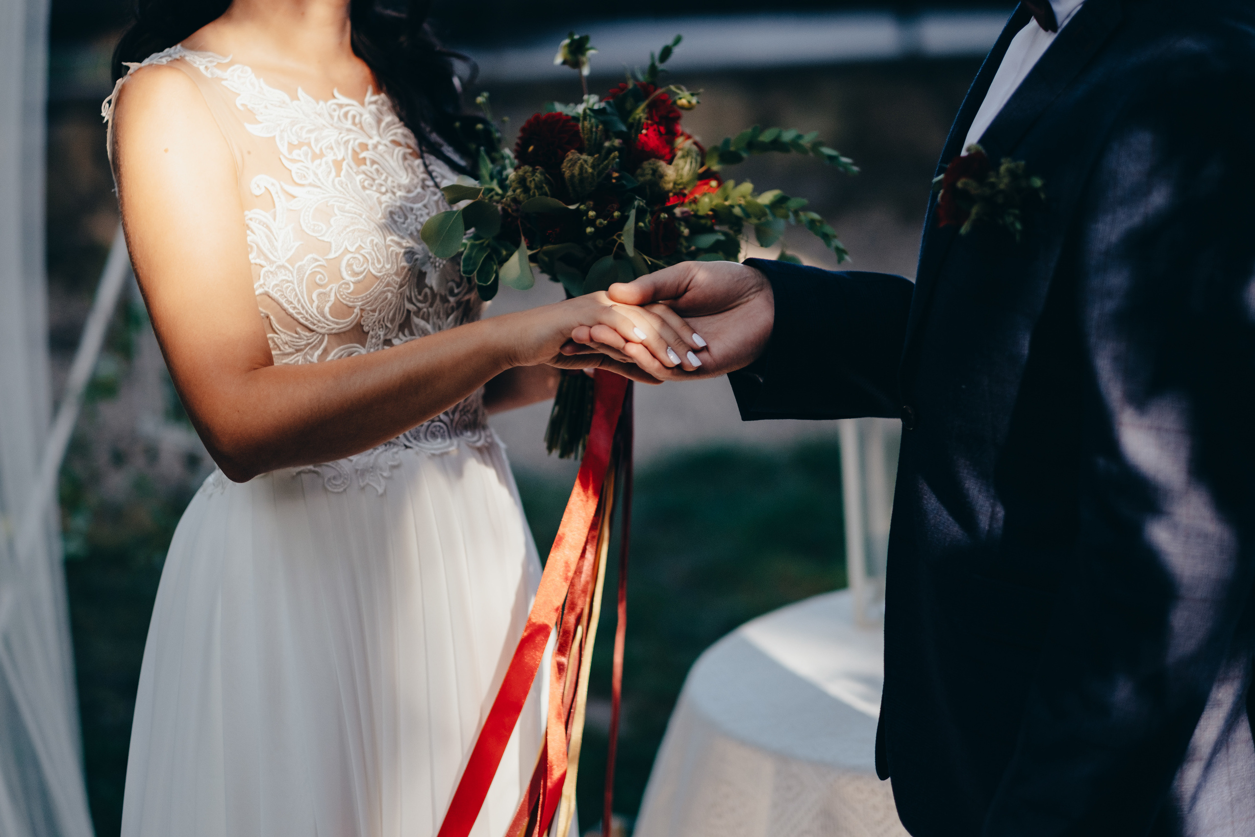 Kāzu stāsts Madara & Dains. Kāzu × Ģimenes notikumu fotografs Edgars Kalniņš