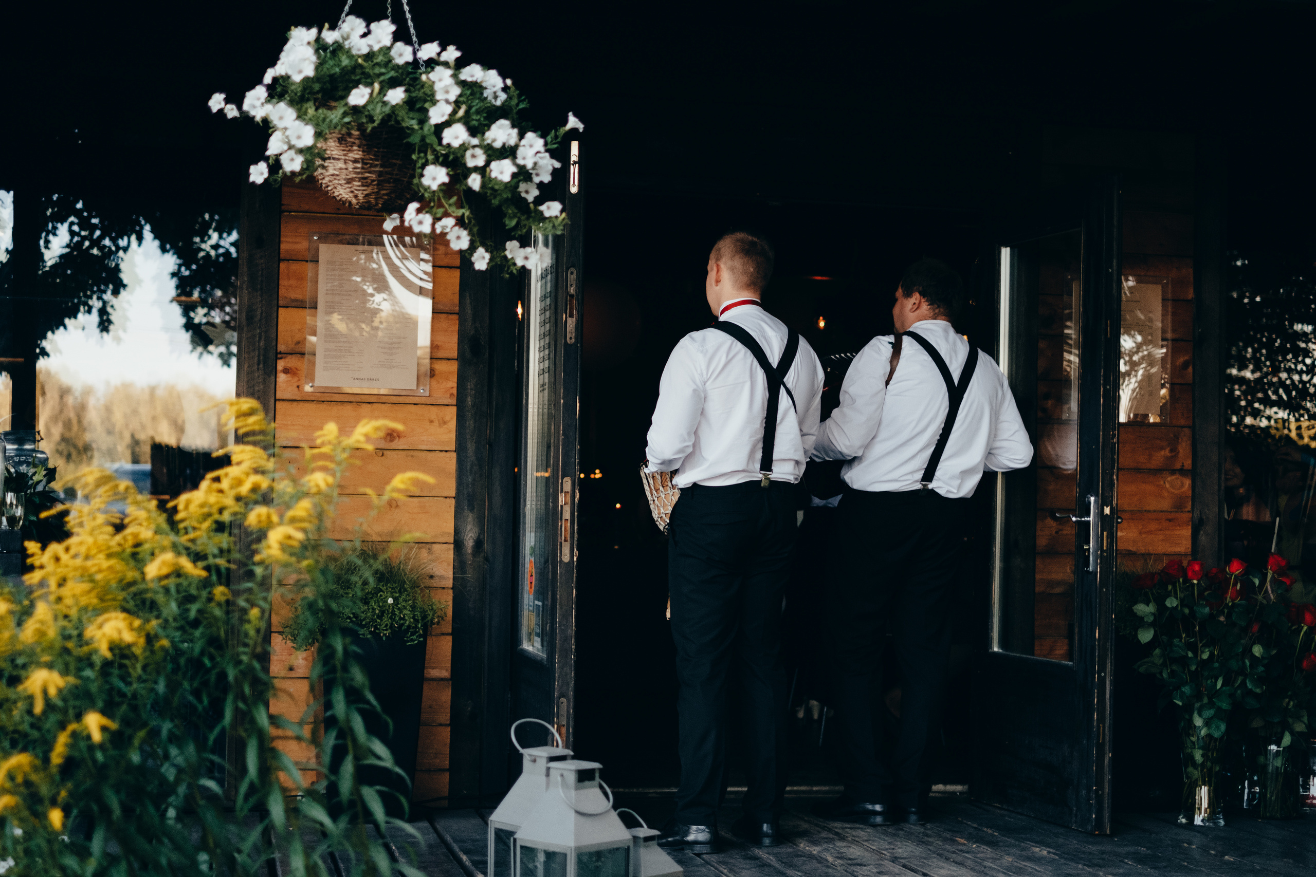 Kāzu stāsts Madara & Dains. Kāzu × Ģimenes notikumu fotografs Edgars Kalniņš