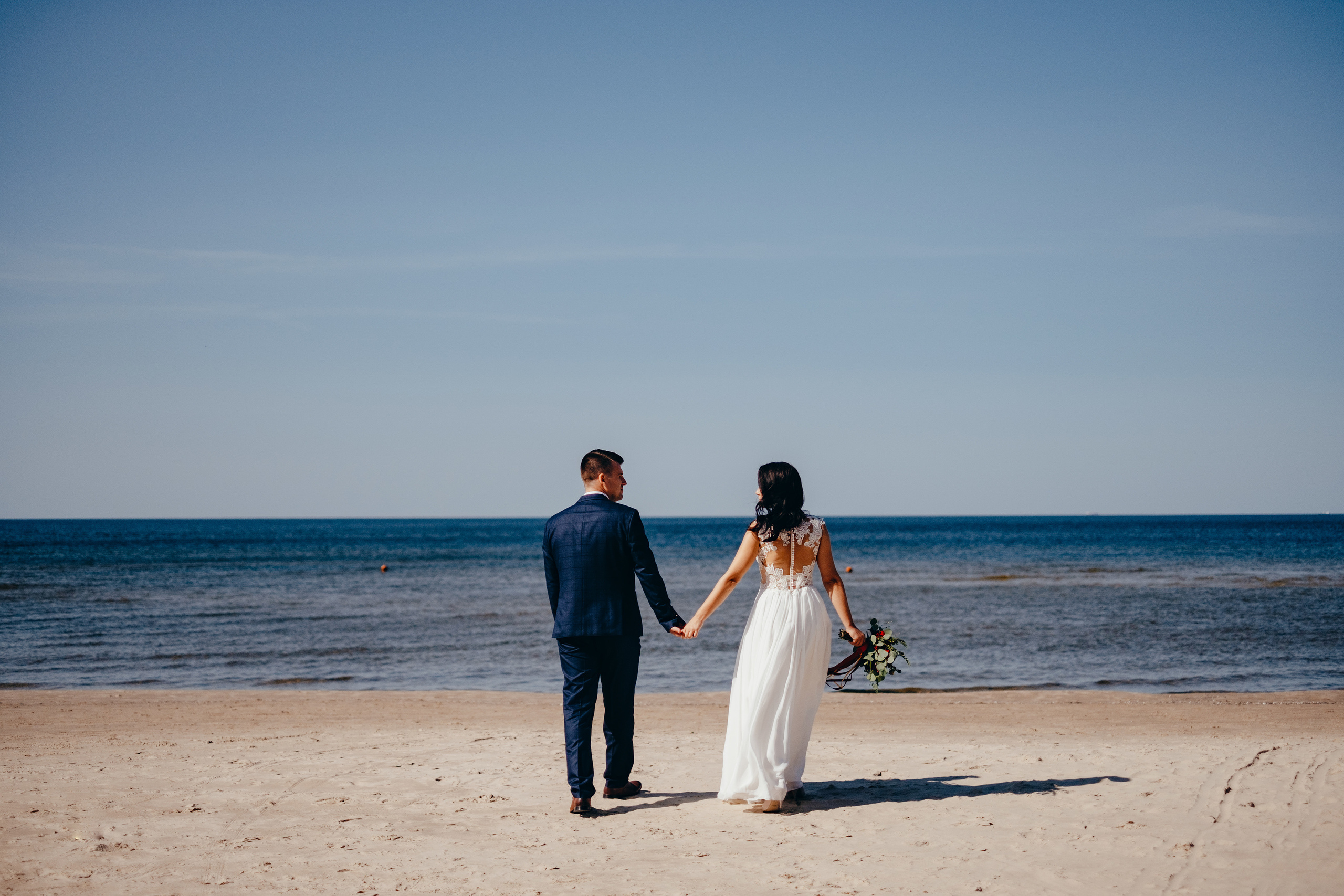 Kāzu stāsts Madara & Dains. Kāzu × Ģimenes notikumu fotografs Edgars Kalniņš