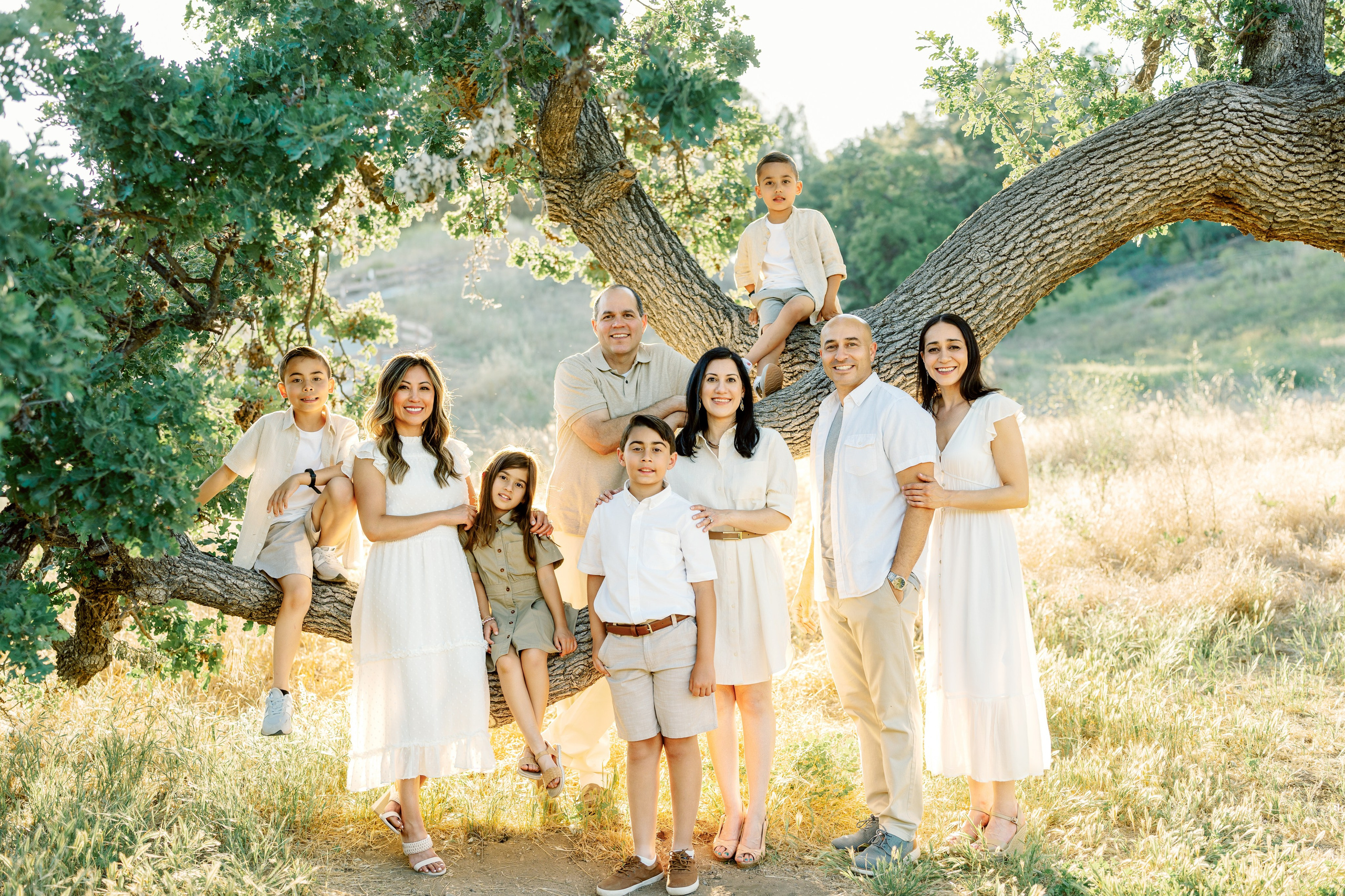 California, Los Angeles, Santa Clarita Family Photoshoot. Wedding Photography & Videography Team in California, Los Angeles, San Francisco, San Diego and Travel
