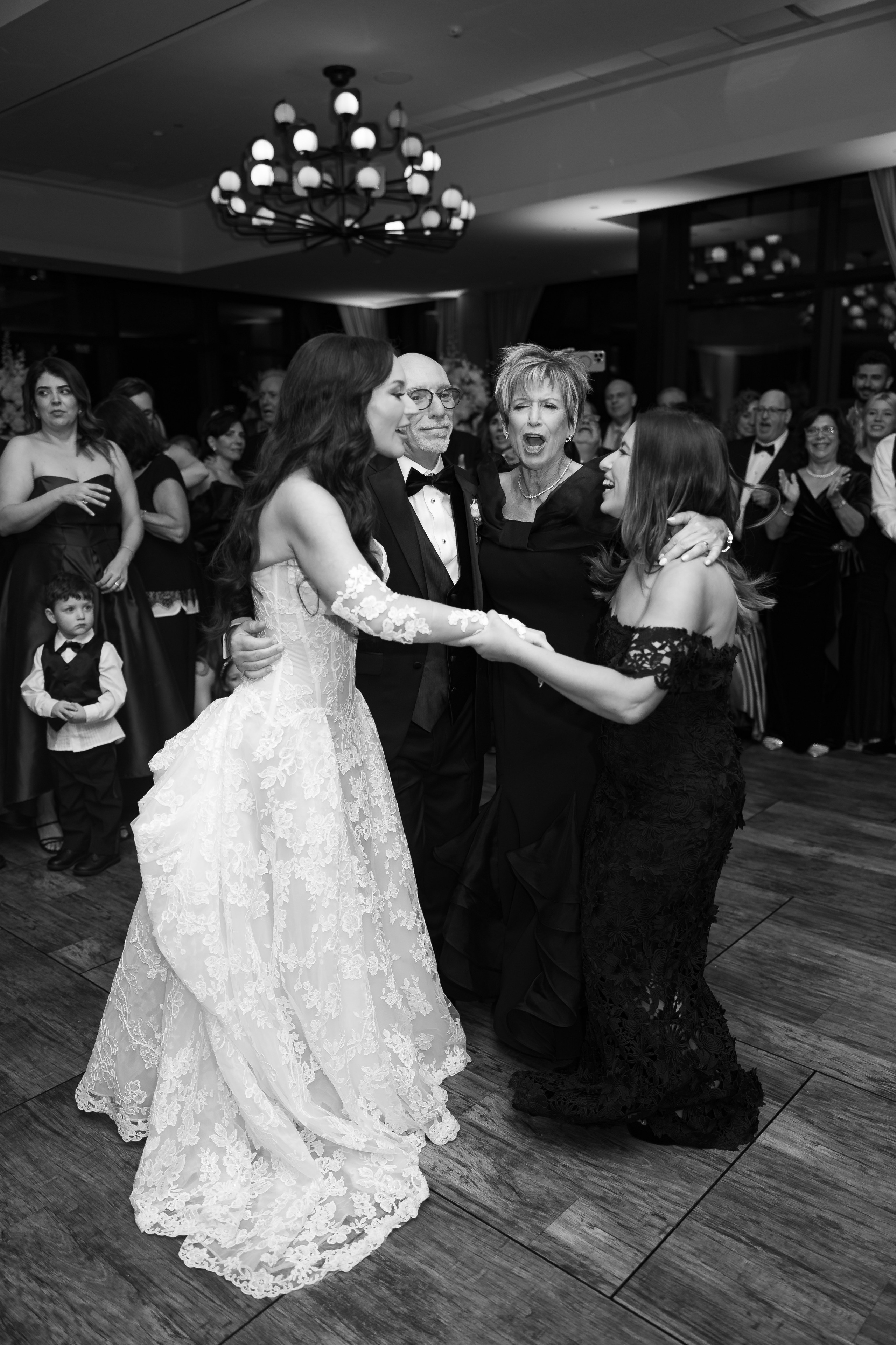 HAYLEY & JULIAN’S WEDDING DAY. YES I DO PRODUCTION — Wedding photography&videography