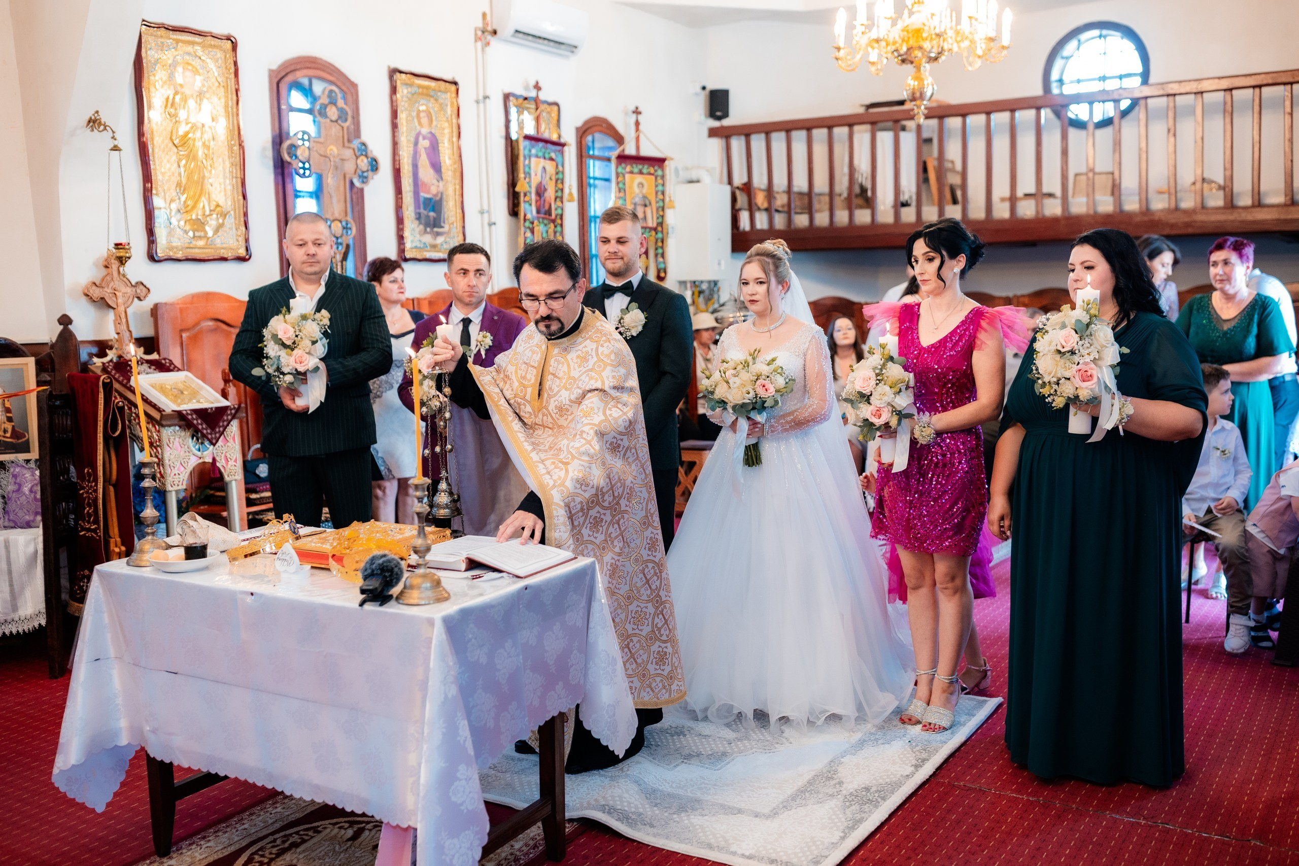 * fotograf stare civilă Siret* fotograf Bucovina* fotograf nuntă Suceava* fotograf Iași Botoșani* stare civilă tradițională* ie românească nuntă* AlinoFotoStudio* fotograf Andrei și Andreea- Alin Chirilă fotograf – stare civilă Siret, Suceava, Andrei și Andreea în ie tradițională, poveste spusă prin fotografiefotograf stare civilă Siret Suceava Alin Chirilă – miri îmbrăcați în costum tradițional bucovineanAlin Chirilă fotograf nuntă Siret Suceava – stare civilă autentică în Bucovina, emoții realefotograf Siret Suceava Alin Chirilă – Andrei și Andreea la starea civilă în ie tradiționalăstare civilă Siret fotograf Alin Chirilă – cadre naturale cu miri în costum popular din Bucovinafotograf nuntă Siret Suceava Alin Chirilă – povestitor prin fotografie, moment emoționant la starea civilăAlin Chirilă fotograf stare civilă Siret – iubire autentică surprinsă în stil documentarfotograf Bucovina Siret Alin Chirilă – stare civilă în ie tradițională, cadre pline de emoțieAlin Chirilă fotograf Suceava – Andrei și Andreea spun DA la starea civilă în Siretfotograf stare civilă Suceava Siret Alin Chirilă – poveste de iubire în stil tradițional românesc - Alin Chirilă fotograf profesionist, AlinoFotoStudio, fotograf evenimente Siret, Suceava County, Iași, Bacău County, Botoșani, Neamț County, fotograf nunți, botezuri, cununii civile, portrete și momente autentice surprinse elegant.- Alin Chirilă surprinde momente elegante de nuntă și evenimente speciale prin AlinoFotoStudio, fotograf disponibil în Siret, Suceava County, Iași, Bacău County, Botoșani și Neamț County, specializat în nunți, botezuri și cununii civile. - Alin Chirilă fotograf profesionist, AlinoFotoStudio, fotograf nuntă și evenimente în Siret, Suceava, Iași, Bacău, Botoșani și Piatra Neamț, fotograf nunți, botezuri, cununie civilă, ședințe foto, trash the dress, logodnă, familie, portrete și fotografii autentice. - AlinoFotoStudio by Alin Chirilă, fotograf evenimente premium în Suceava County, Iași County, Bacău County, Botoșani County și Neamț County, fotograf de familie, fotograf ceremonii religioase, petreceri și momente emoționante. - Alin Chirilă fotograf, povestitor prin fotografie, servicii foto profesionale pentru mireasă, mire, pregătiri nuntă, biserică, restaurant, valsul mirilor, tradiții românești și amintiri de neuitat în Moldova.