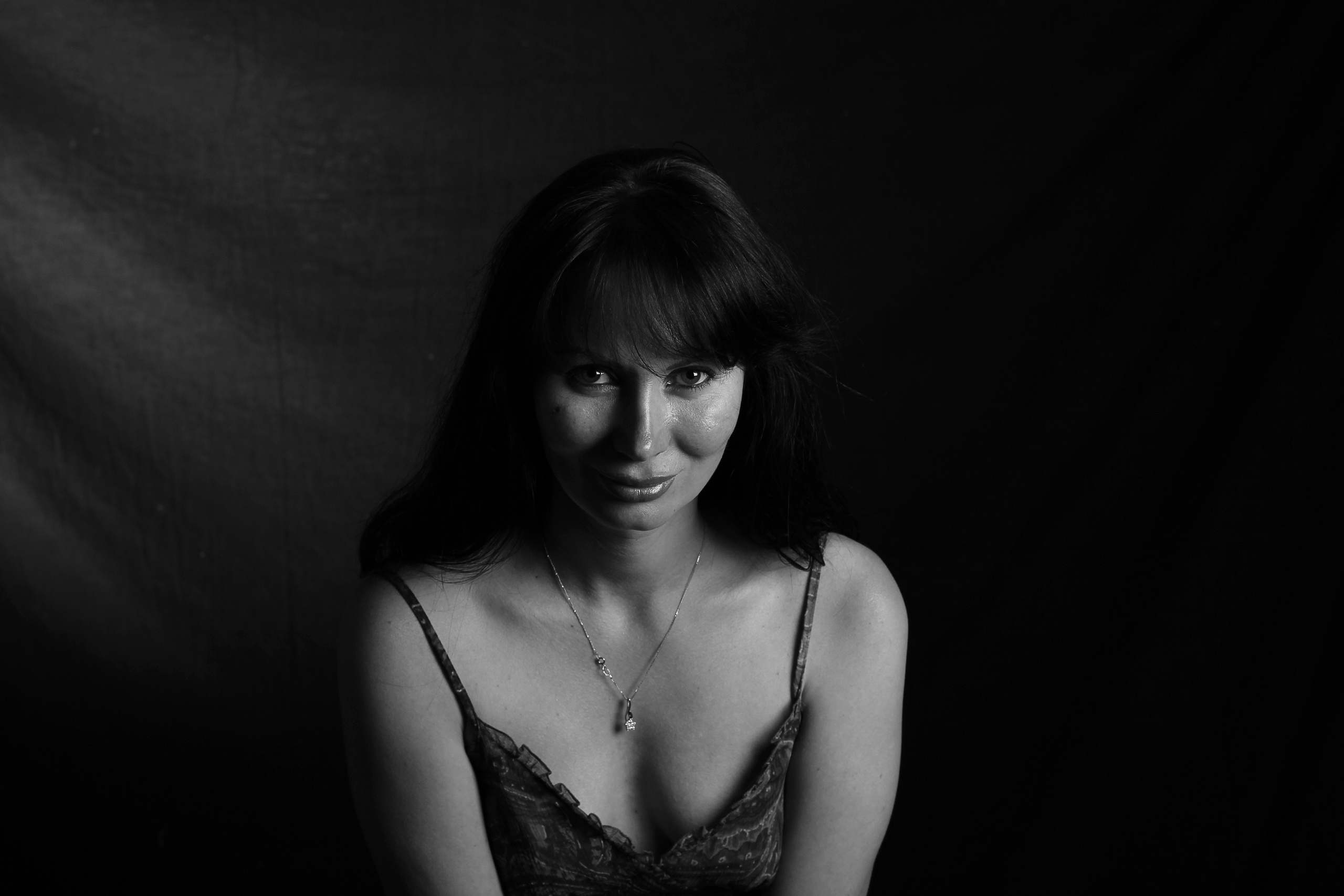 Gewerbliche Fotografie zu wettbewerbsfähigen Preisen. Neugeborenenfotografin und Retoucher in Augsburg Nastassia Schneider