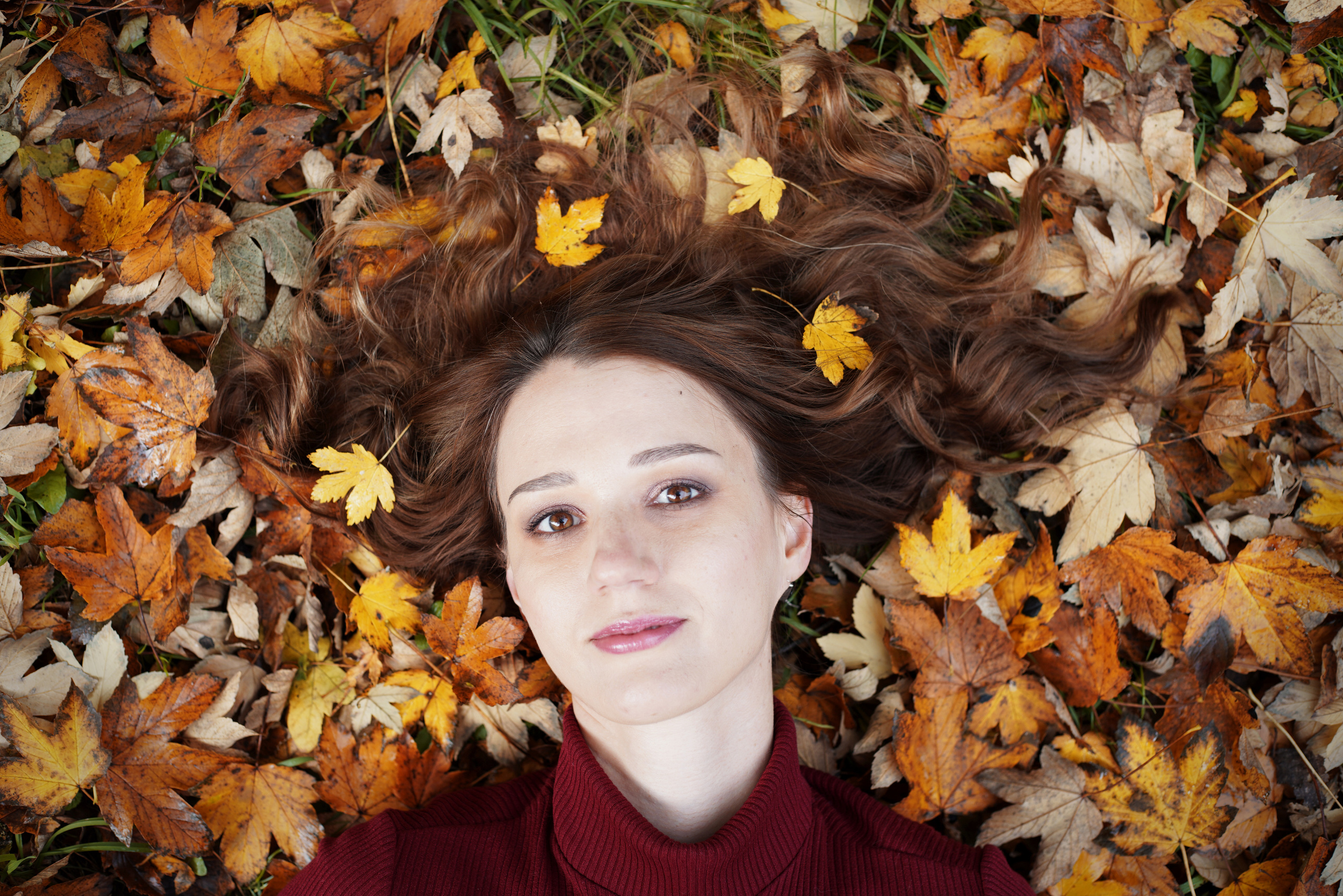 Herbstliches kreatives Treffen mit einer Kamera. Neugeborenenfotografin und Retoucher in Augsburg Nastassia Schneider