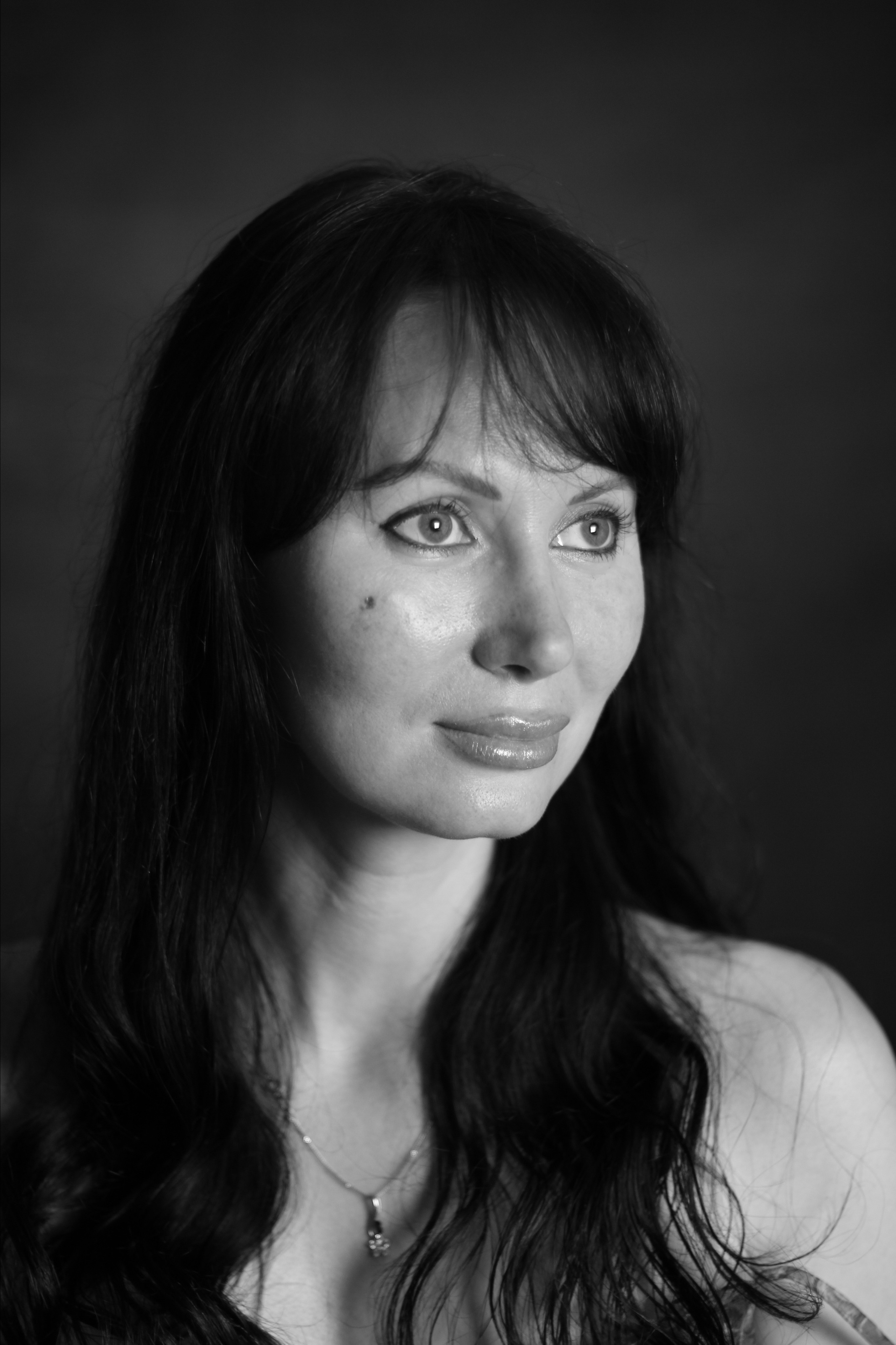 Gewerbliche Fotografie zu wettbewerbsfähigen Preisen. Neugeborenenfotografin und Retoucher in Augsburg Nastassia Schneider