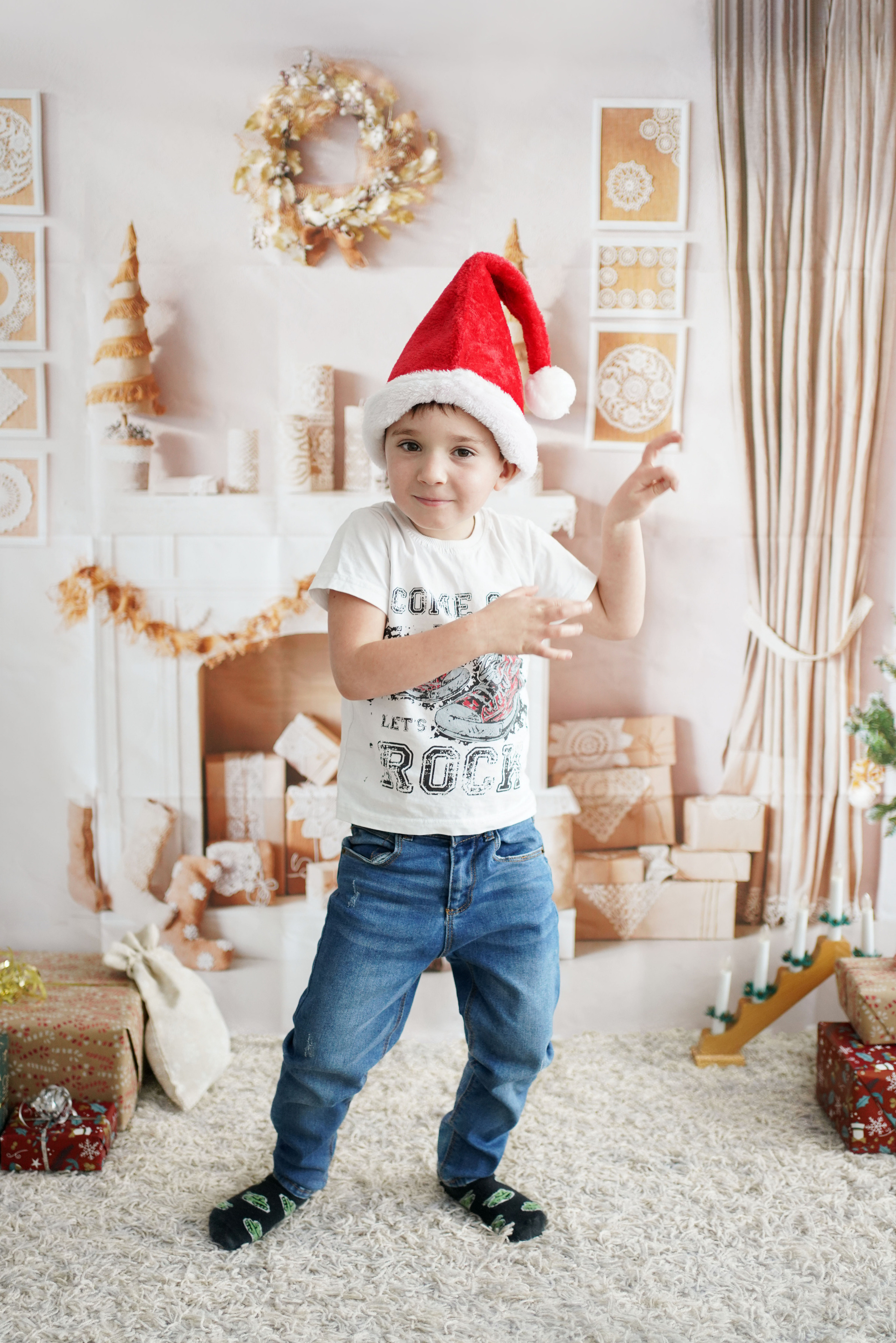 Weihnachtsfotosession im Studio für eine befreundete Familie. Neugeborenenfotografin und Retoucher in Augsburg Nastassia Schneider