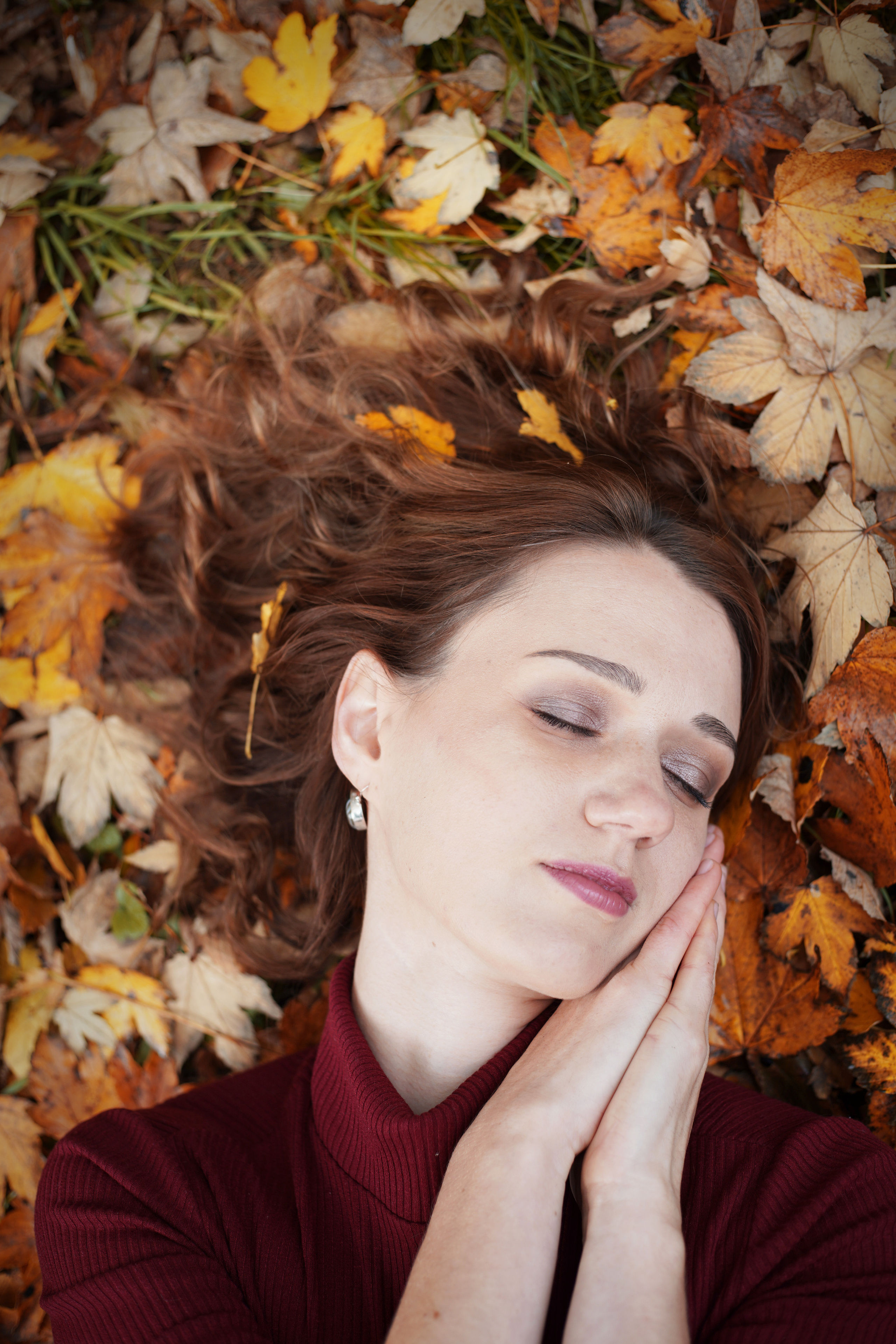 Herbstliches kreatives Treffen mit einer Kamera. Neugeborenenfotografin und Retoucher in Augsburg Nastassia Schneider