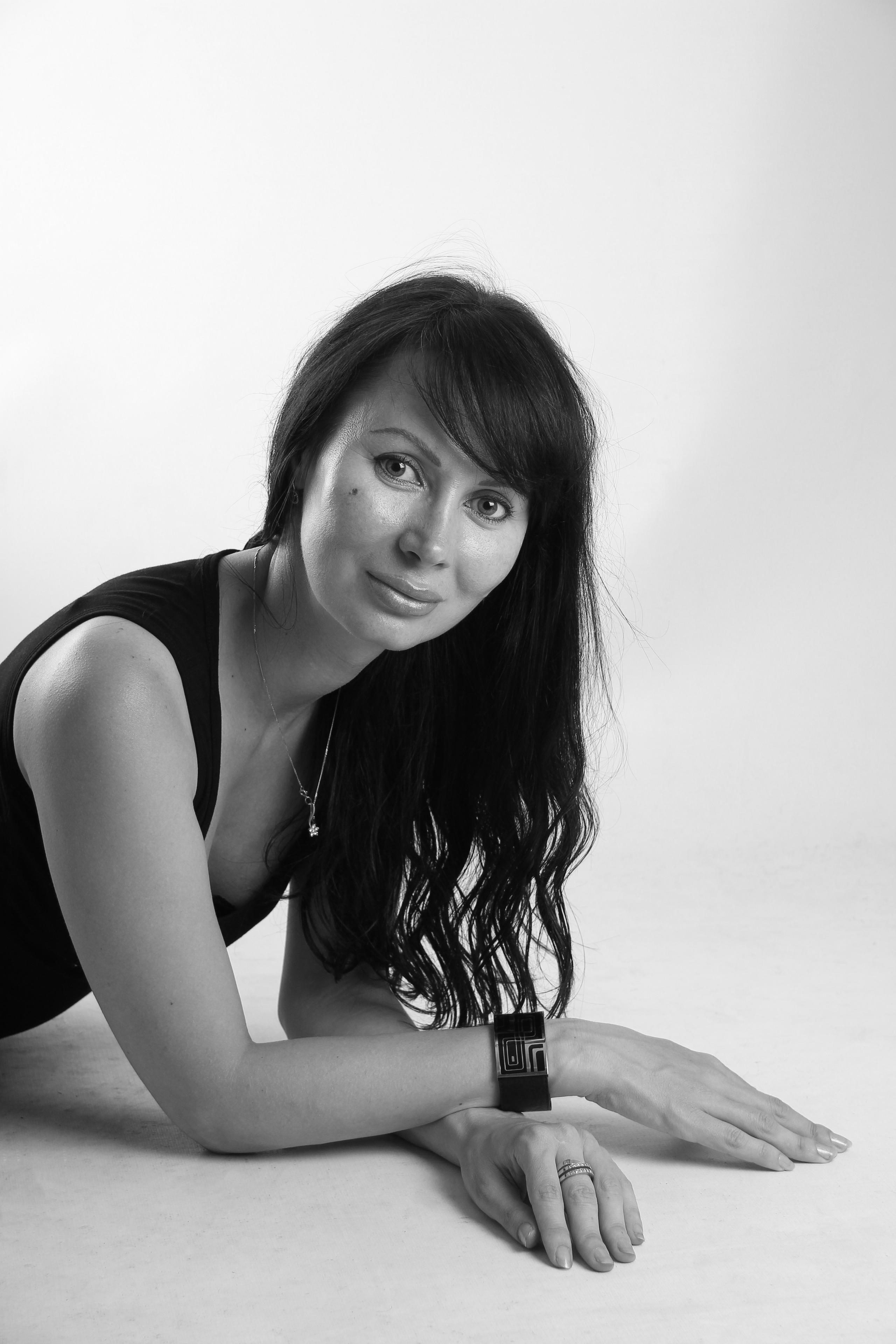 Gewerbliche Fotografie zu wettbewerbsfähigen Preisen. Neugeborenenfotografin und Retoucher in Augsburg Nastassia Schneider