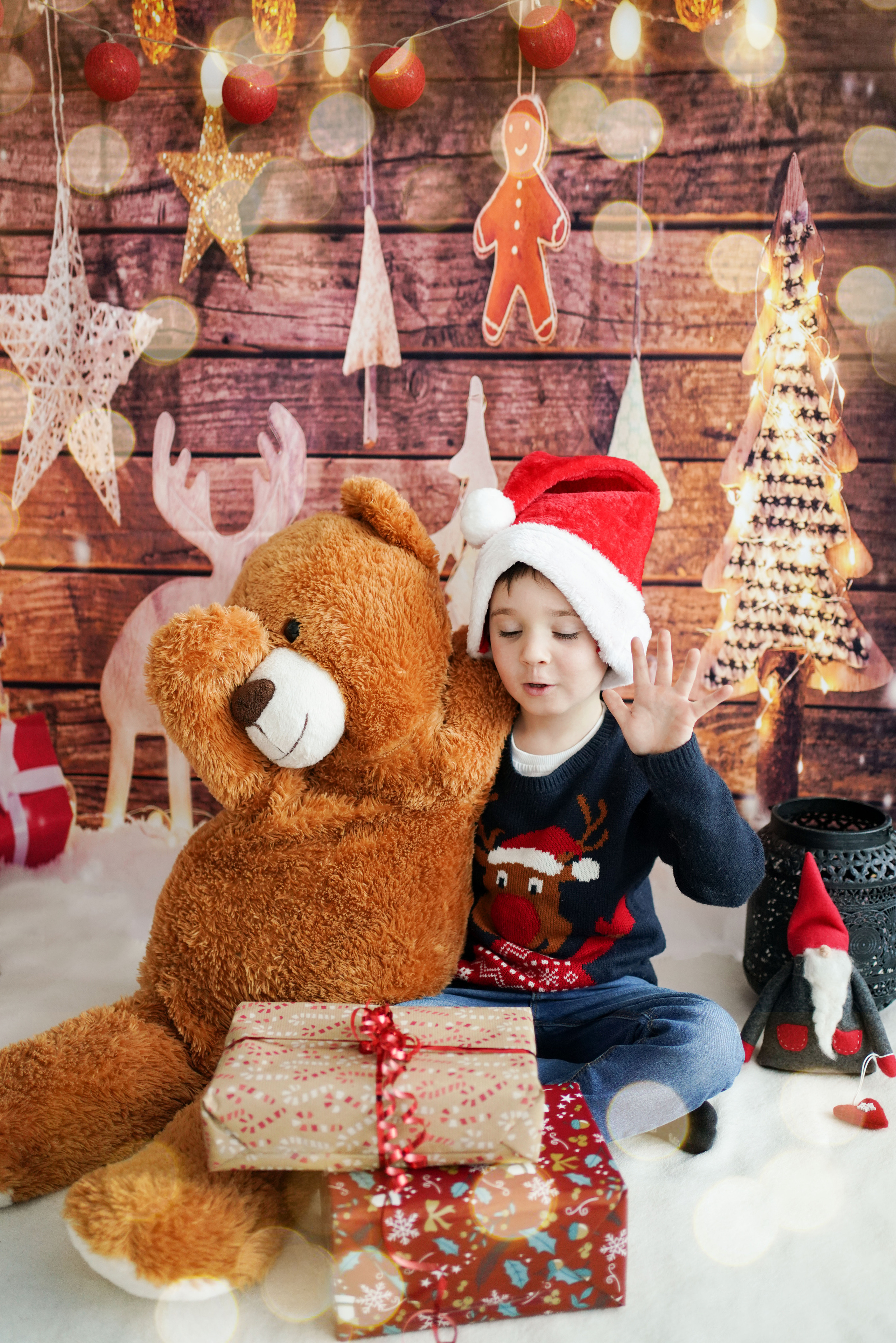 Weihnachtsfotosession im Studio für eine befreundete Familie. Neugeborenenfotografin und Retoucher in Augsburg Nastassia Schneider