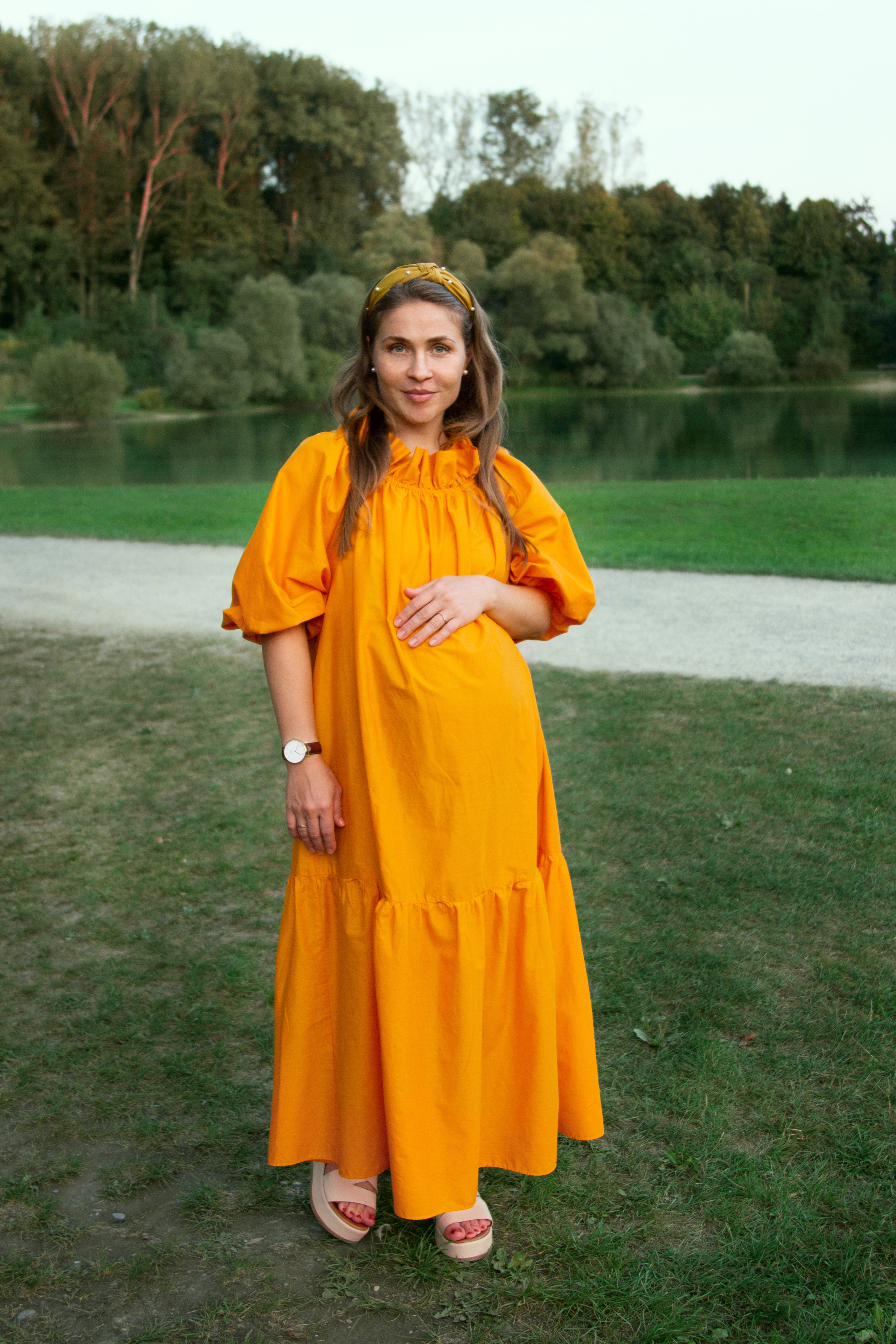 Ich lade Sie zu einem Familien Fotoshooting in Augsburg ein. Neugeborenenfotografin und Retoucher in Augsburg Nastassia Schneider