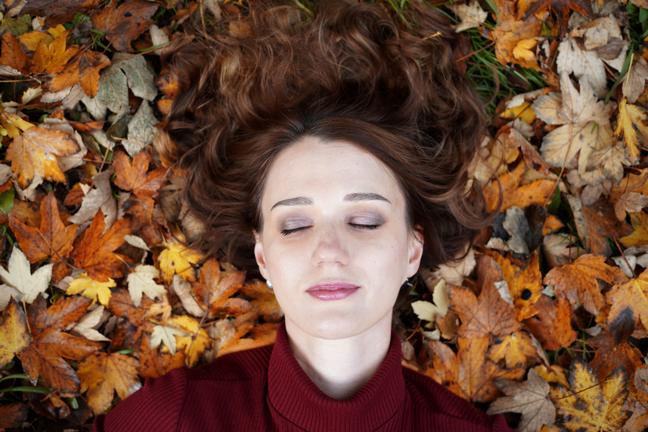 Herbstliches kreatives Treffen mit einer Kamera. Neugeborenenfotografin und Retoucher in Augsburg Nastassia Schneider