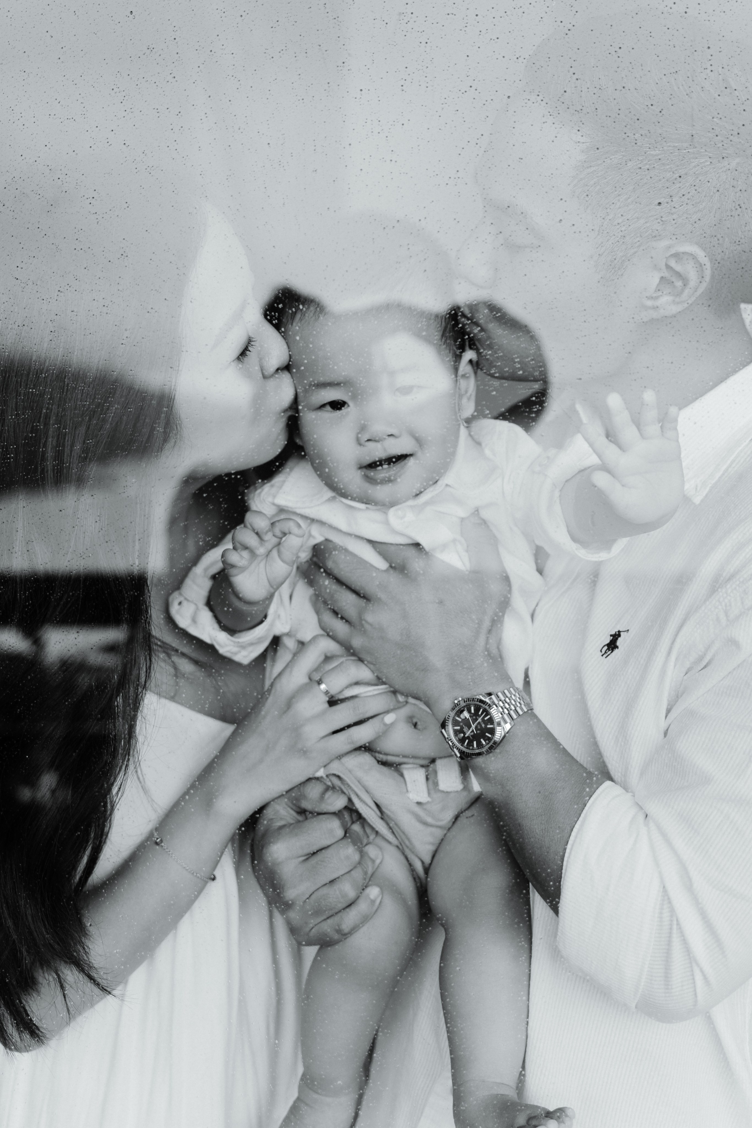 Family shooting in Danang. Aesthetic & Lifestyle photographer in Da Nang, Vietnam