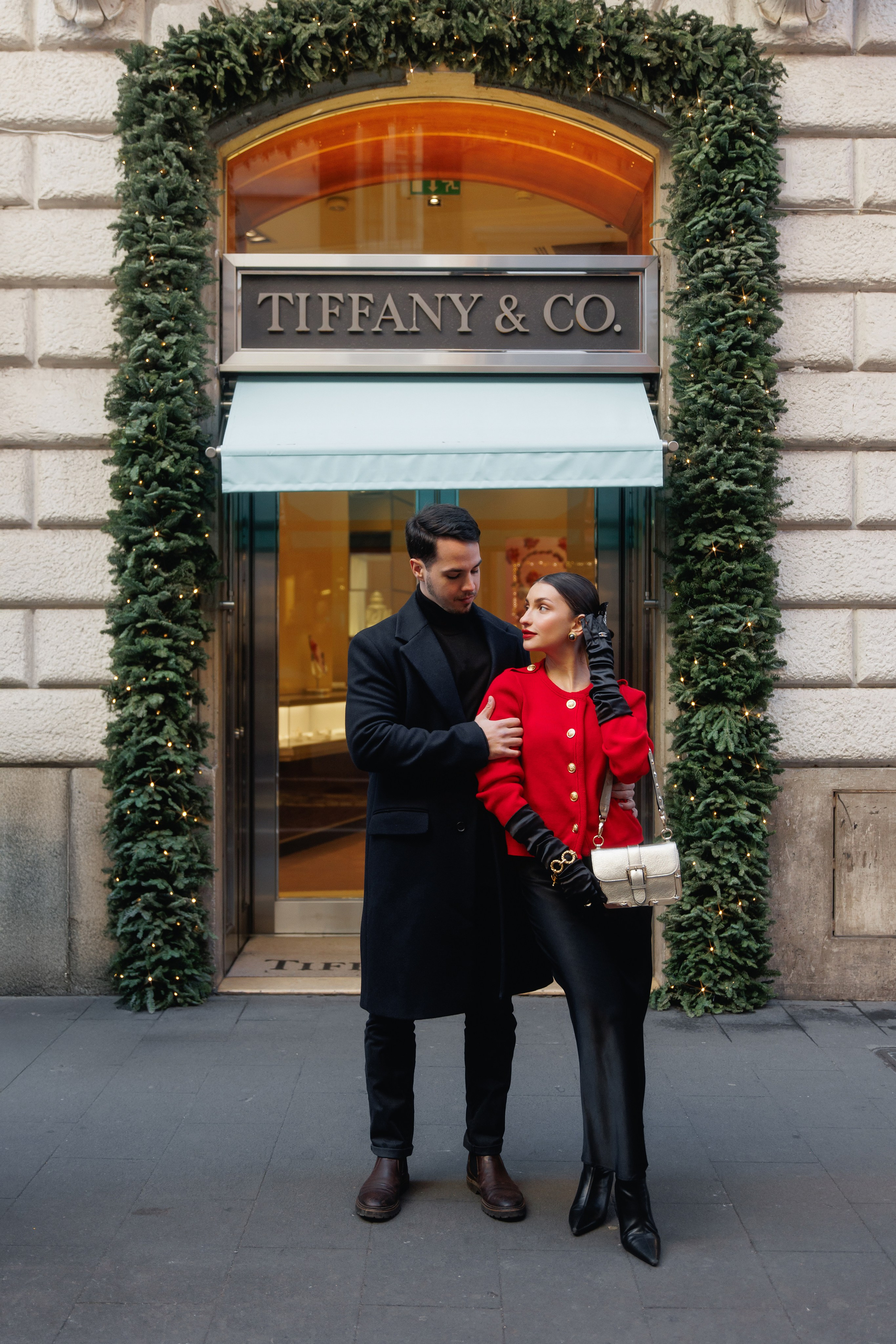 Christmas photoshooting in Rome Couple street christmas shooting Christmast looks style Christmas photoshootingRome christmast Christmas couple looksNew year Photoshooting