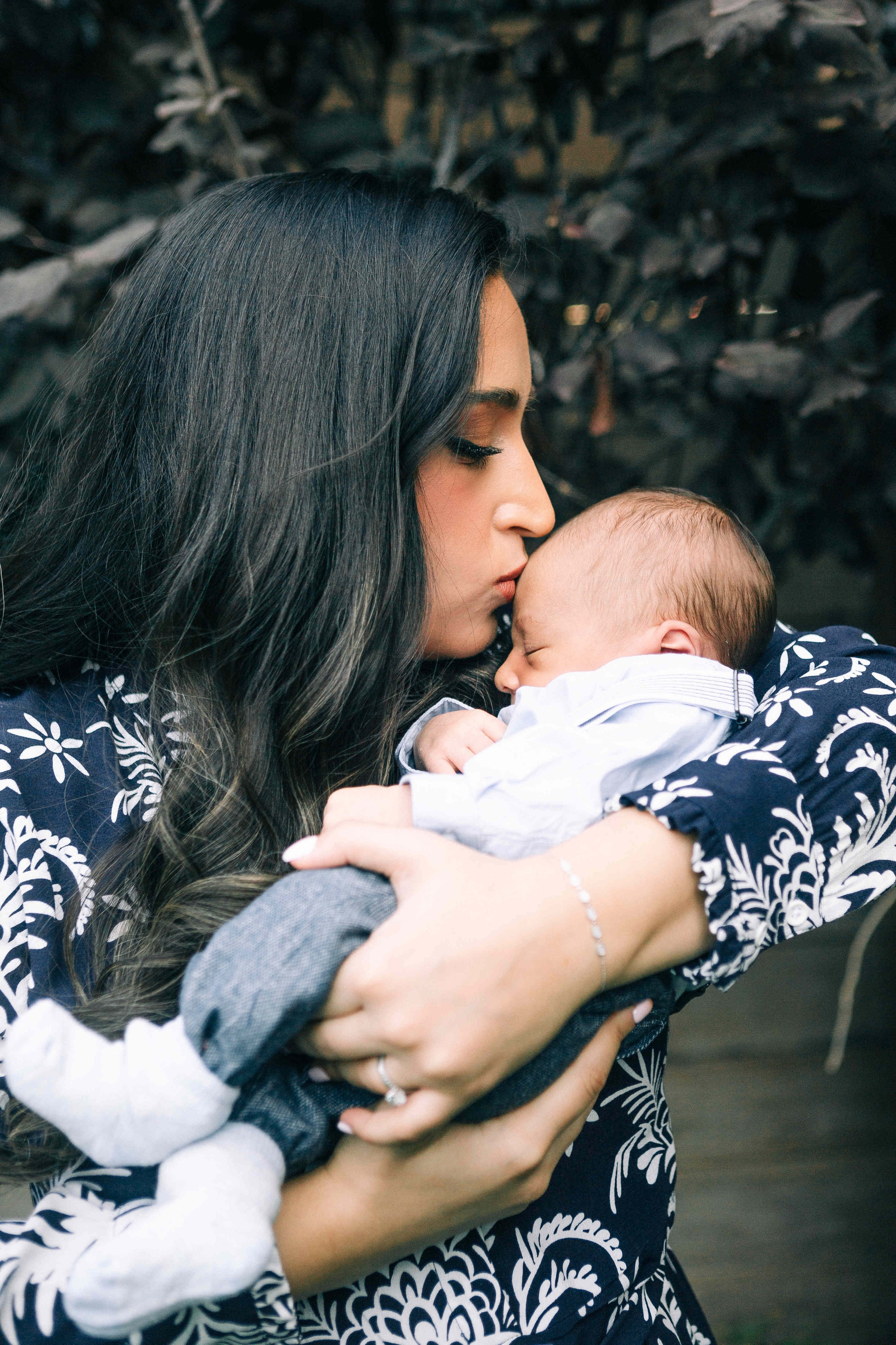 BRIT MILA (BIG EVENT). PHOTOGRAPHER IN ISRAEL