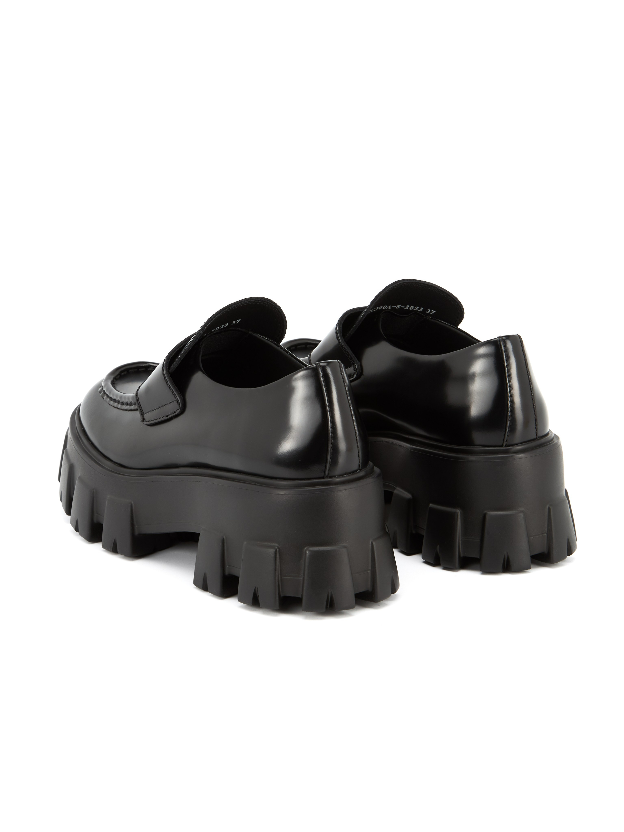 Обувь. Предметная фотосъемка в Алматы. Студия фото и видео съемки товаров