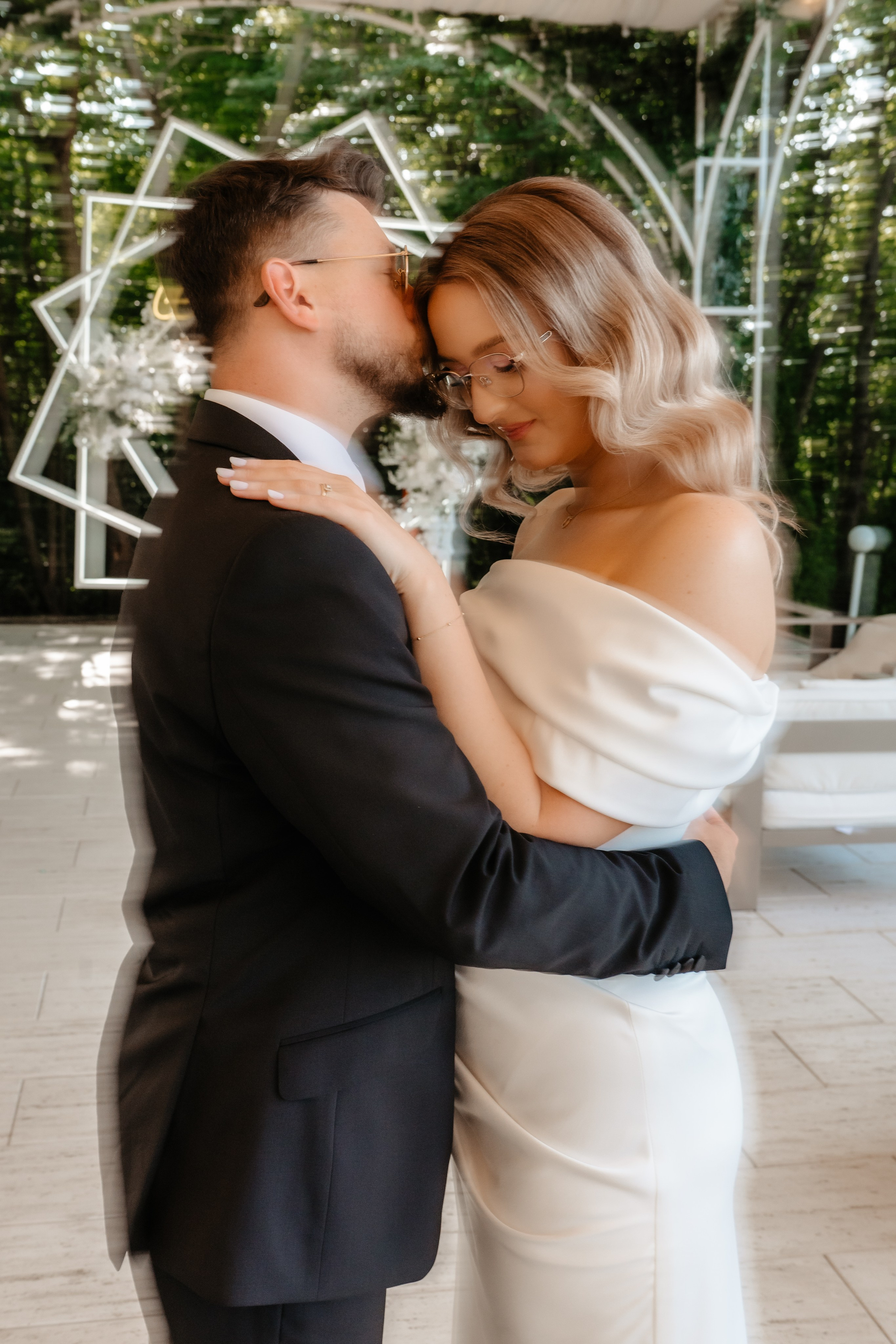 Elena + Cristi. Goldut Sergiu Photographer