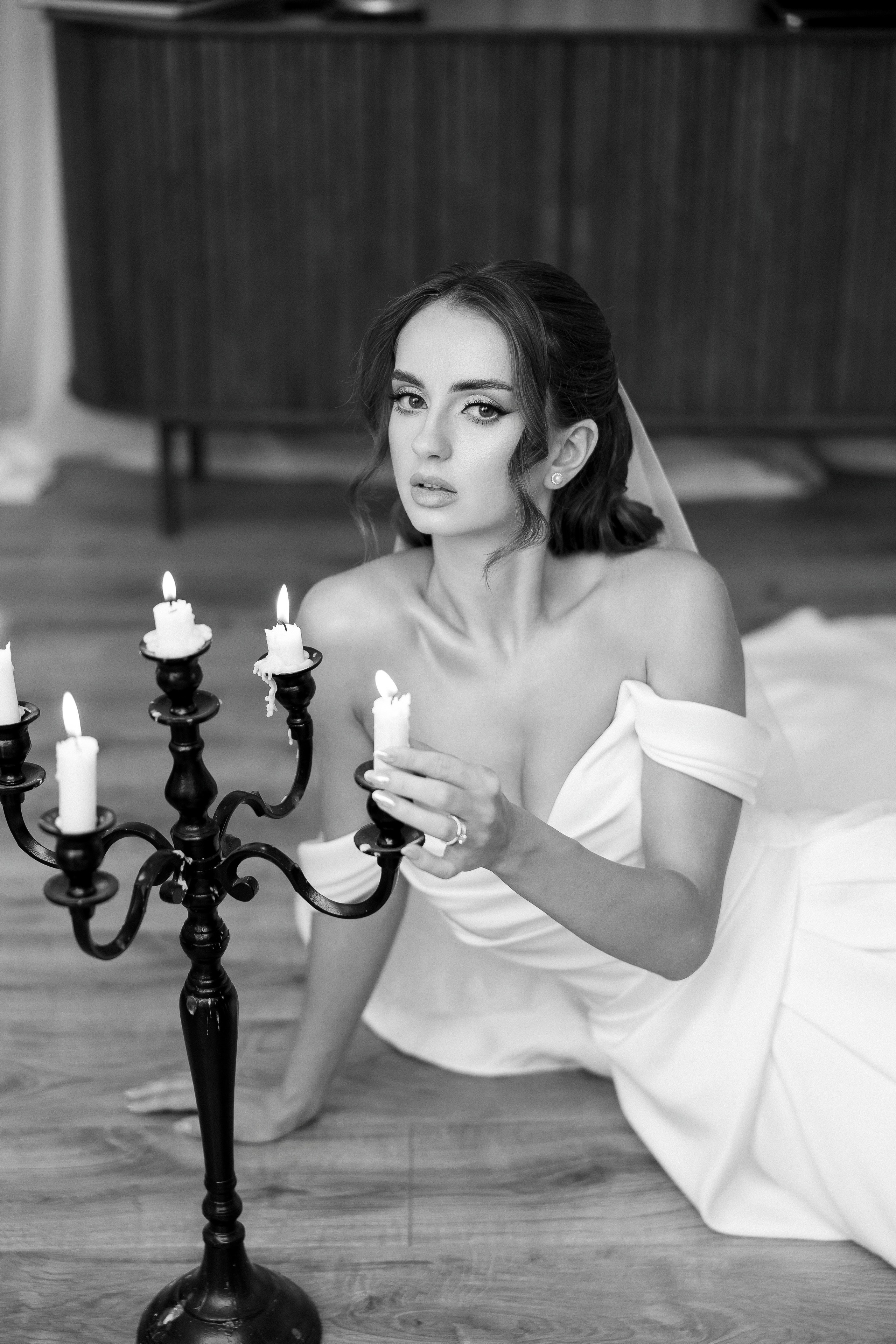 Eugen & Livia — Grand Elysee — Wedding Day. Servicii Foto și Video 067188353