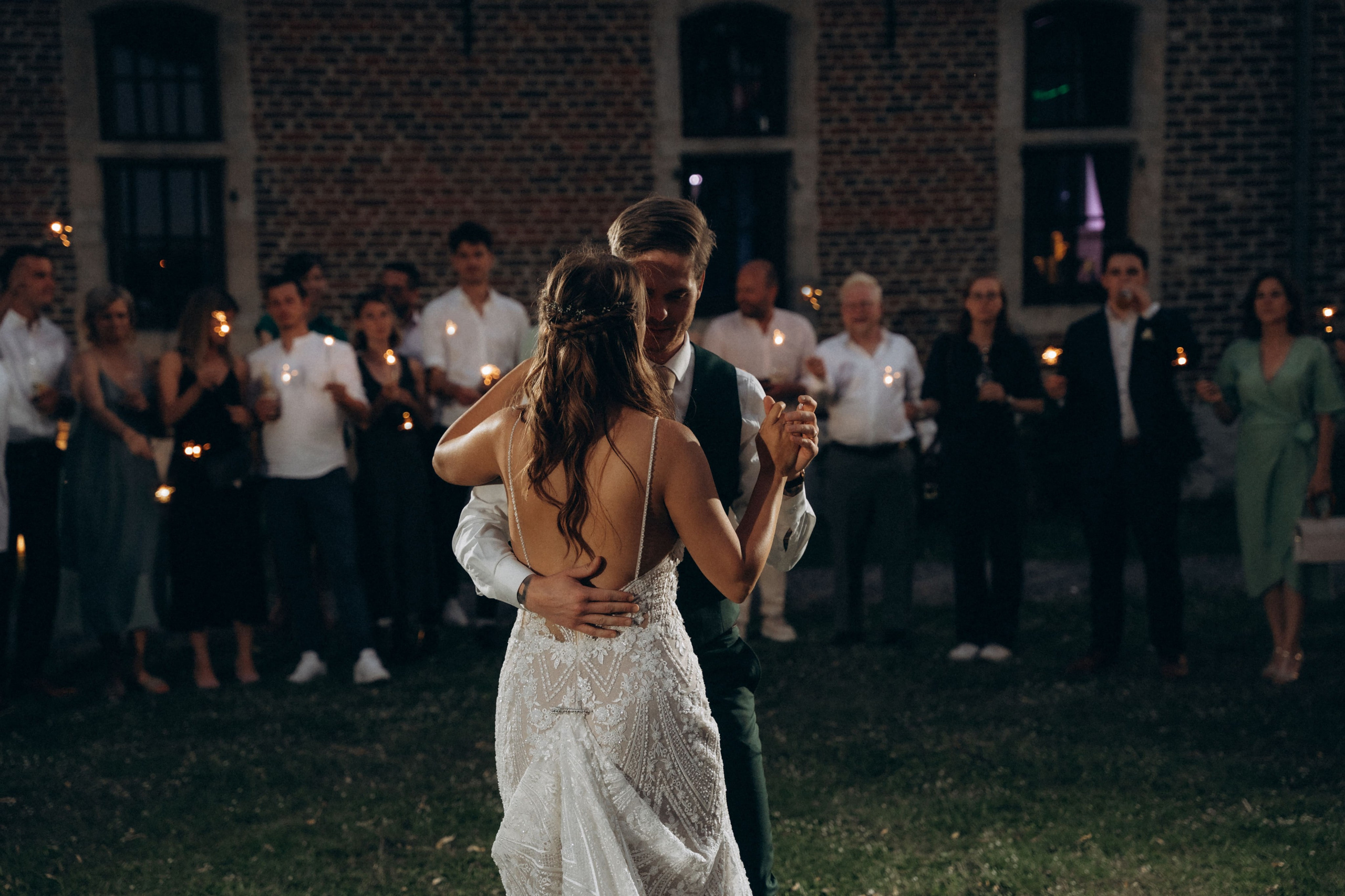 Wedding in Belgie. Little Birdie – Jouw familie- en huwelijksfotograaf in België en daarbuiten