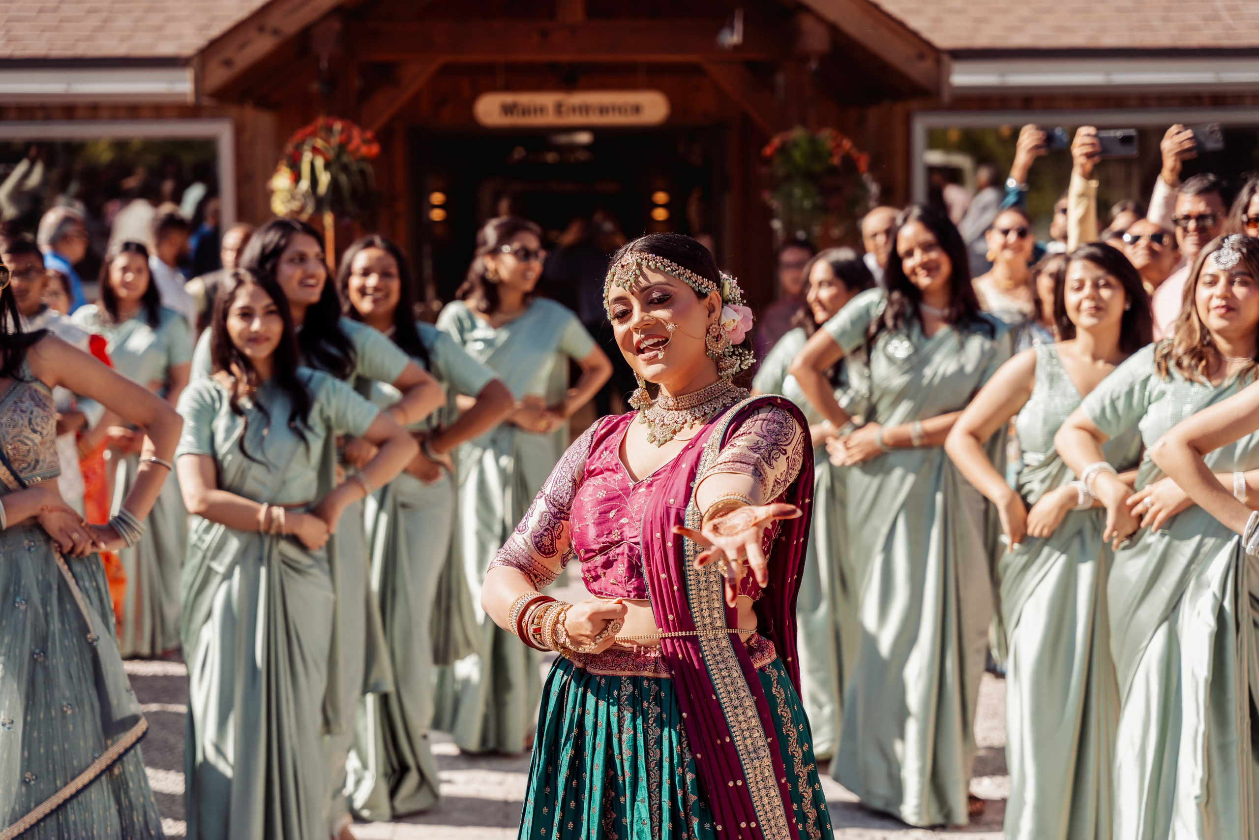 Darshil & Shailja. Wedding Photographer & Cinematographer studios