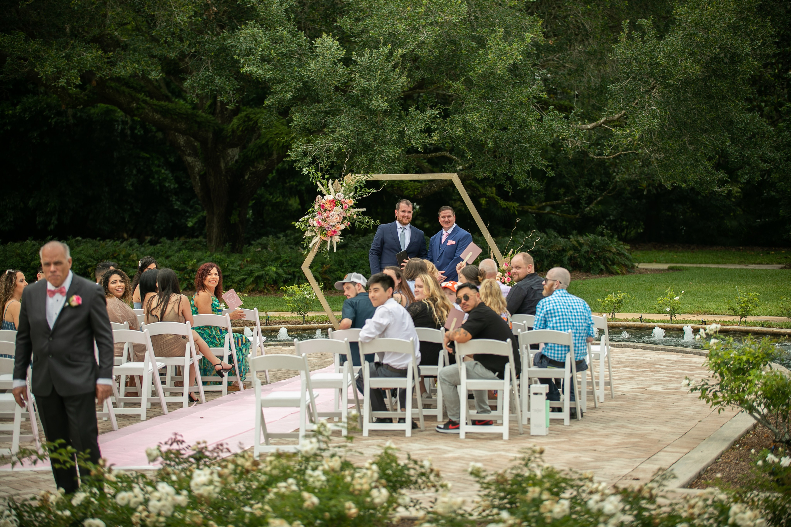 Wedding in The Lue Gardens intimate wedding photography. Lana Photography — Wedding & Family Photographer in Florida & Beyond