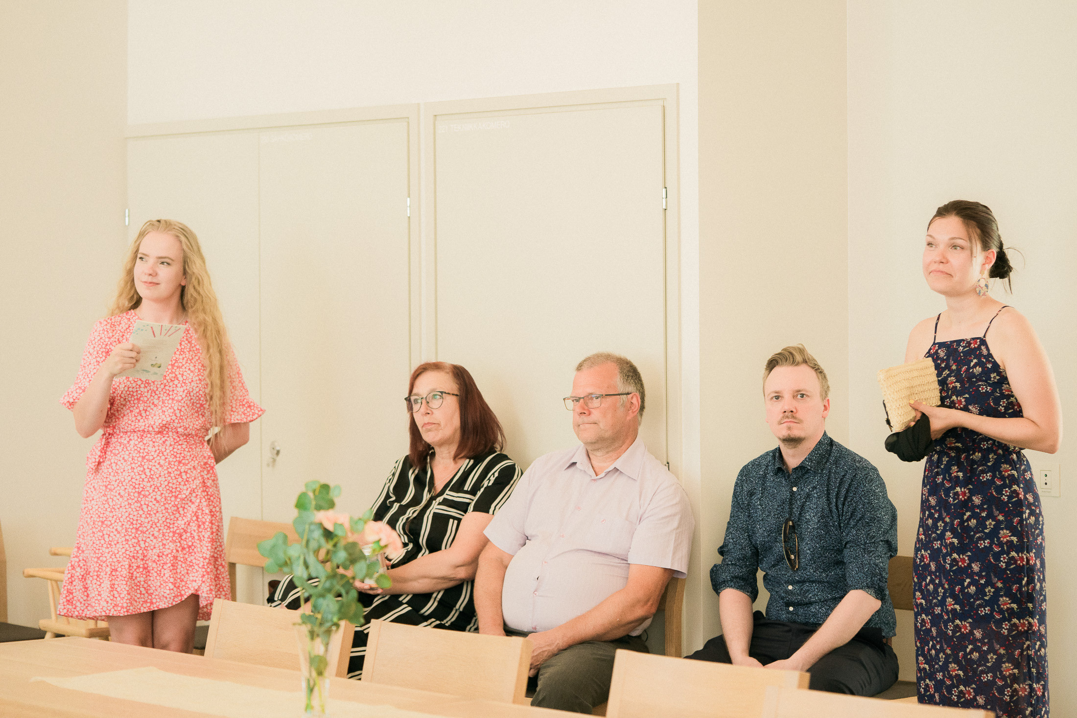 Ristiäisten kuvaus Helsingin Pitäjämäen kirkossa