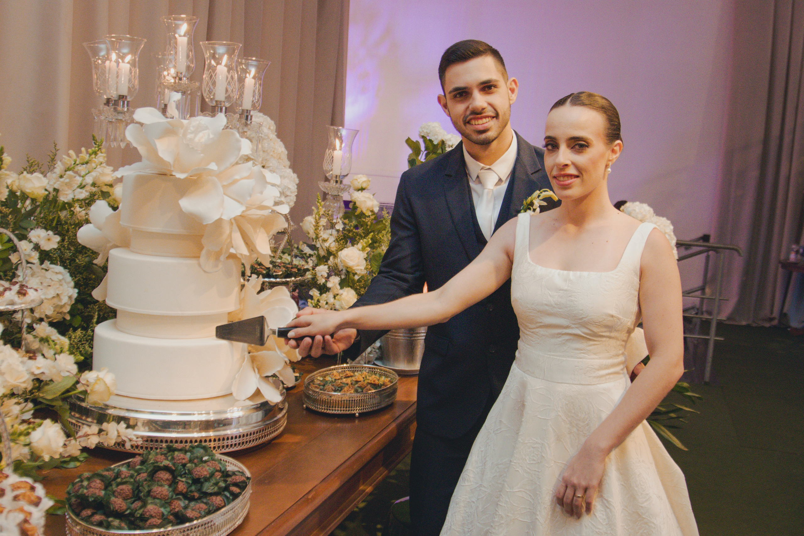 ISABELA E JONATAS. Fotógrafos de casamento. empresas, família em Catanduva SP e região, Casal Gonçales