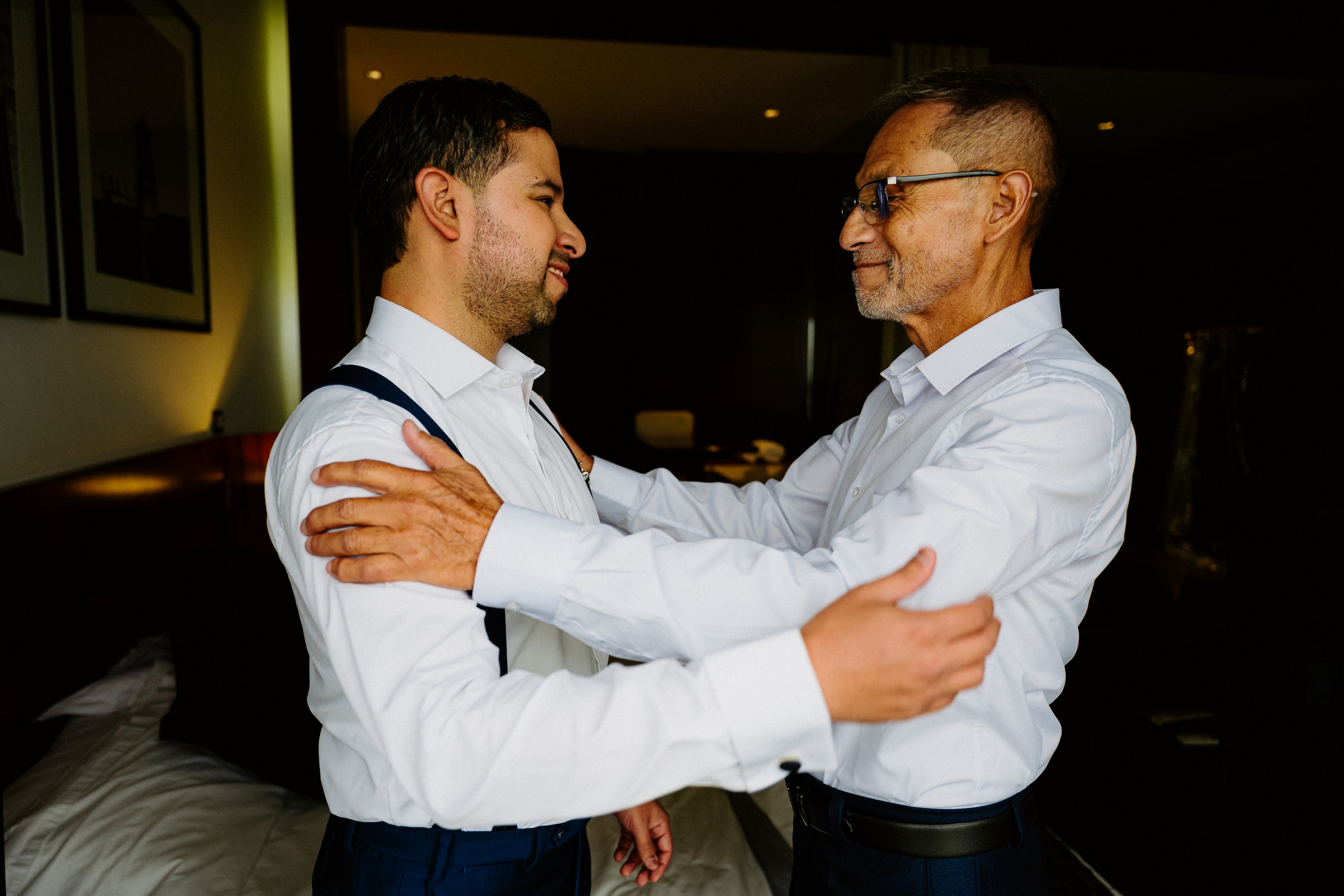 Perspectiva del novio. Fotógrafo de Bodas en Lima | Ronhy Altamirano. Fotografía narrativa y cinematográfica para bodas, quinceañeras y eventos exclusivos