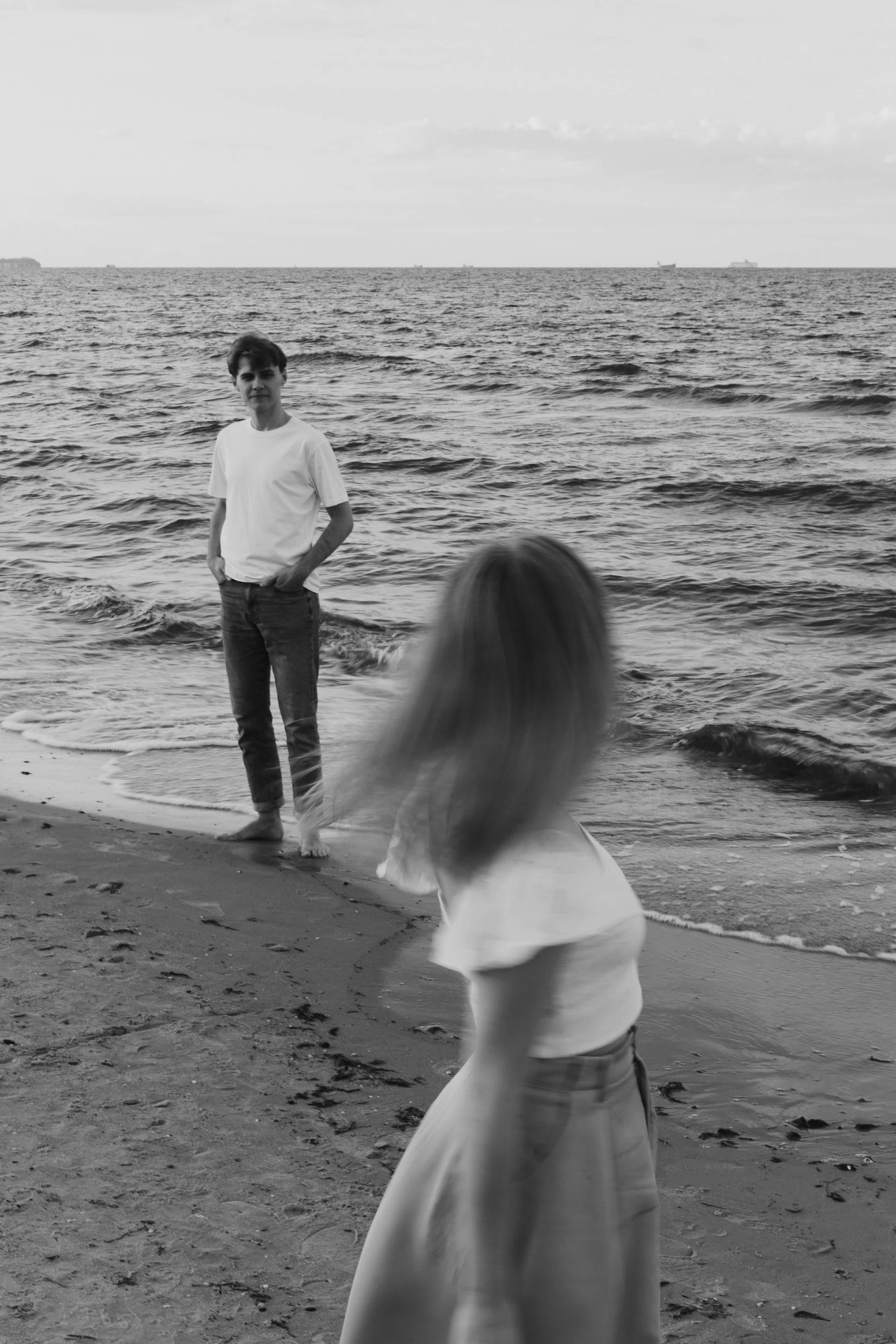 Gracjana i Damian, sesja narzeczeńska nad morzem. Fotograf ślubny & lifestyle Gdańsk, Karolina Baczewska