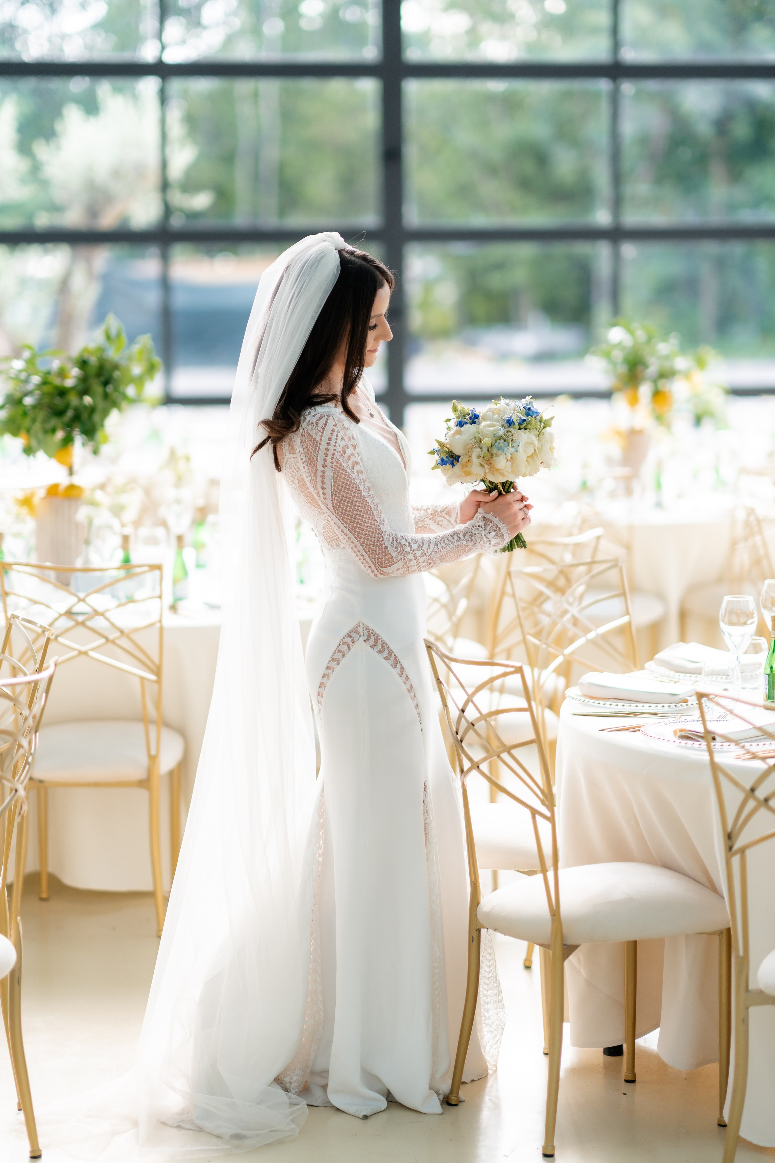 Elly & Andrew. Destination Wedding Photographer Alex Pasarelu