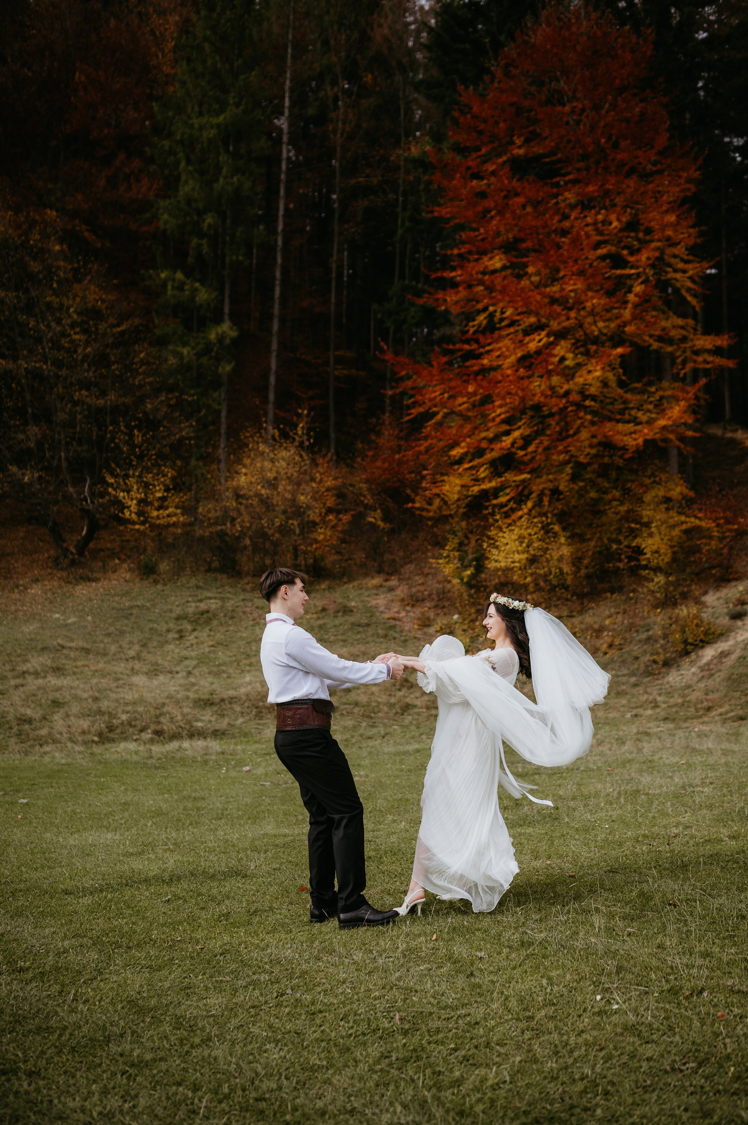 Iulian si Felicia. Valentin Melen - fotograf de nunta 🤍