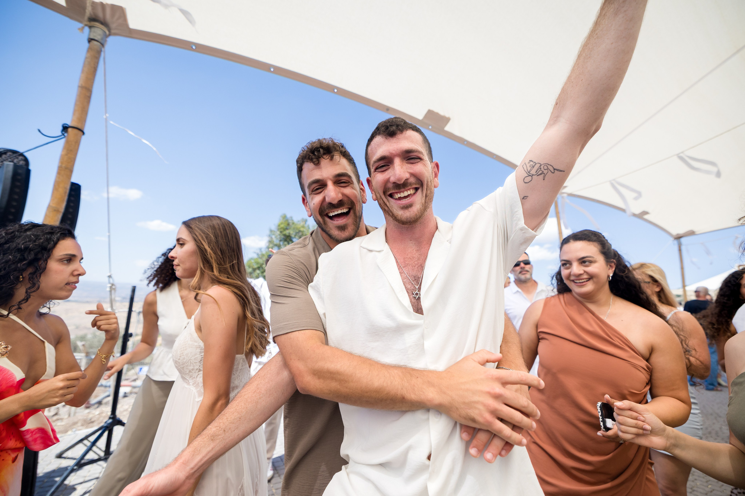 Omar & Nimrod. AMIR BUCHNIK PHOTOGRAPHER