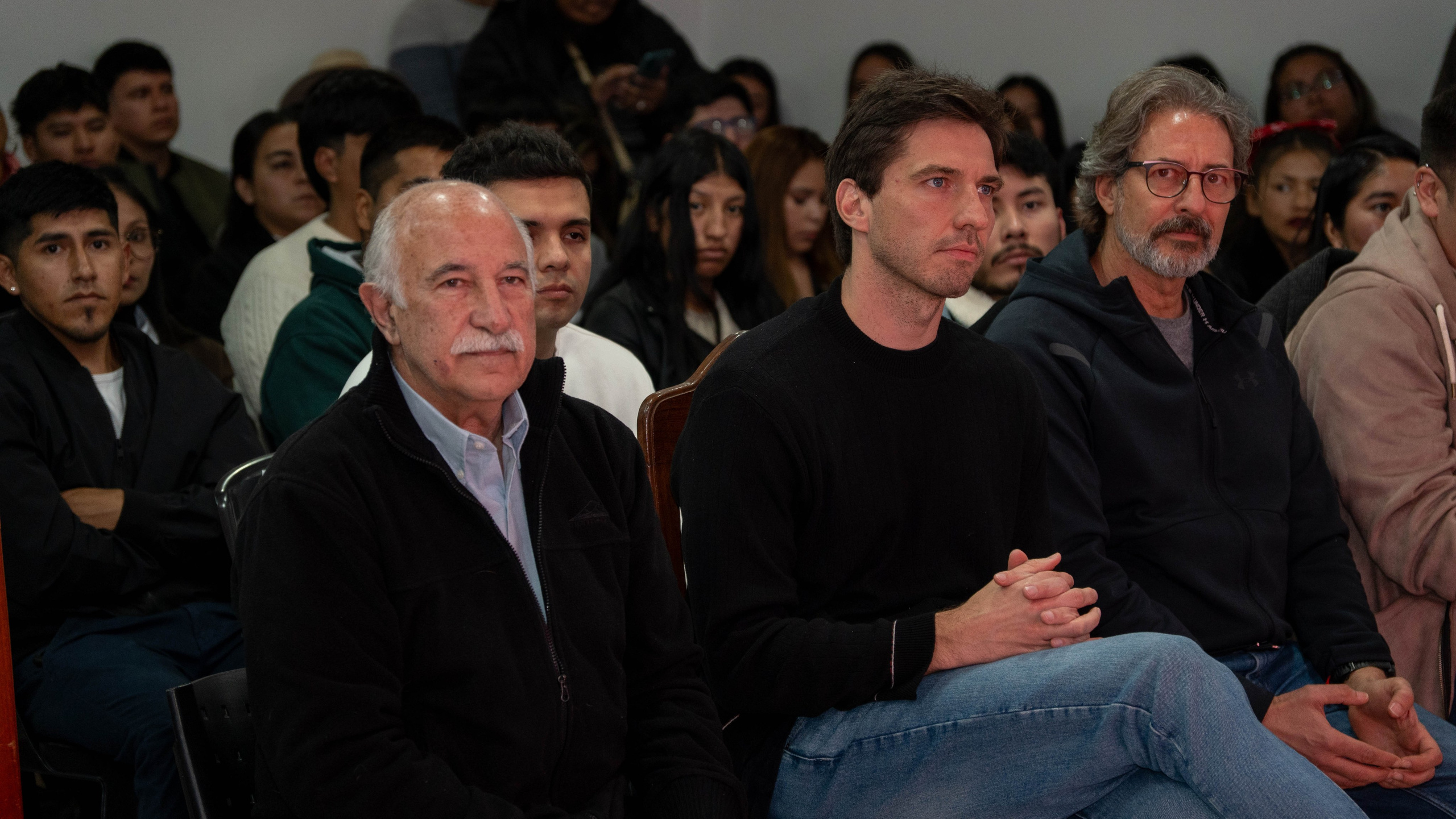 Asunción de autoridades de la Juventud Radical. Cuarta Pared