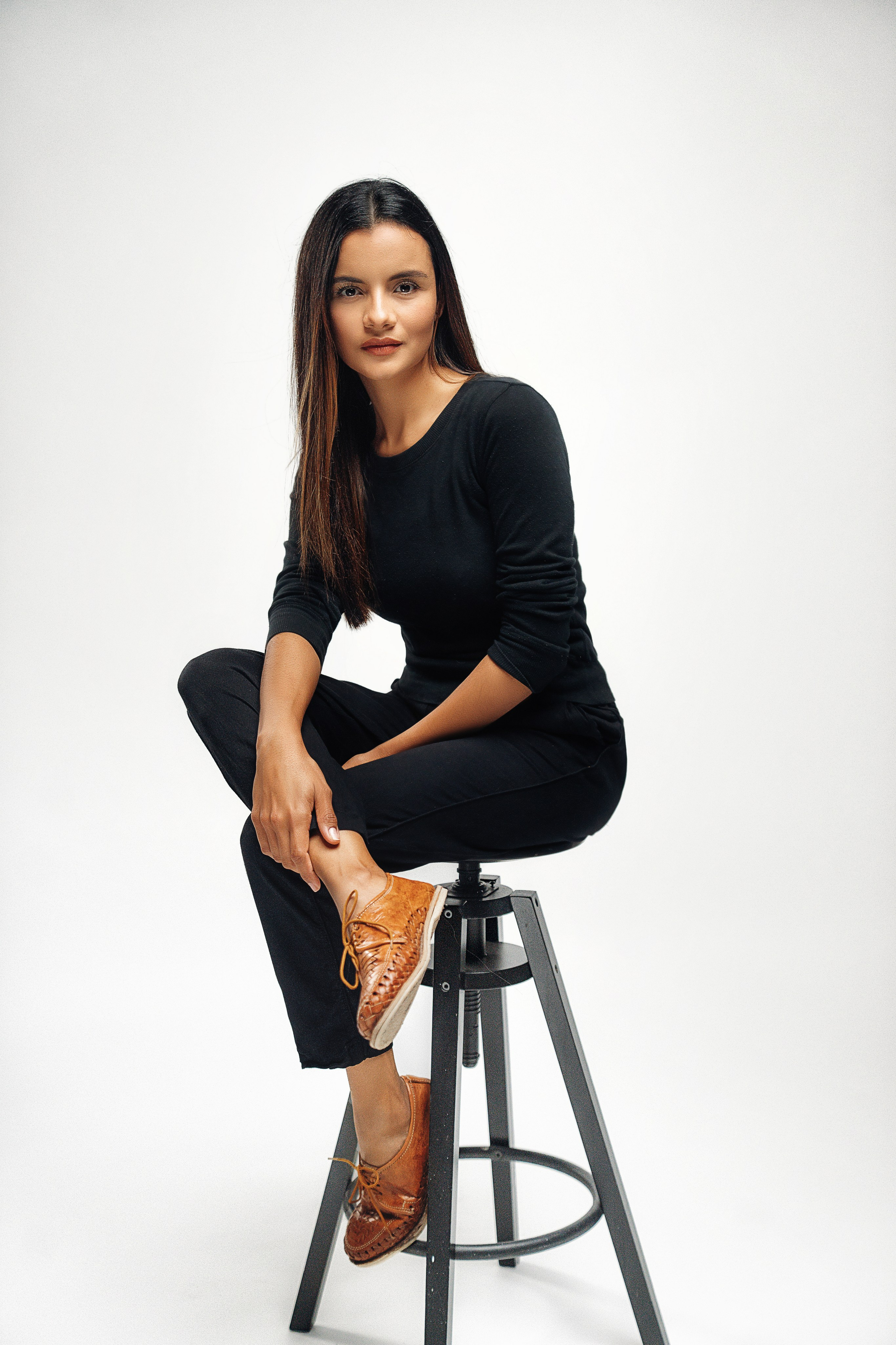 Business content. Tania Bonnet | Professional photographer in Tenerife — Flying dress sessions