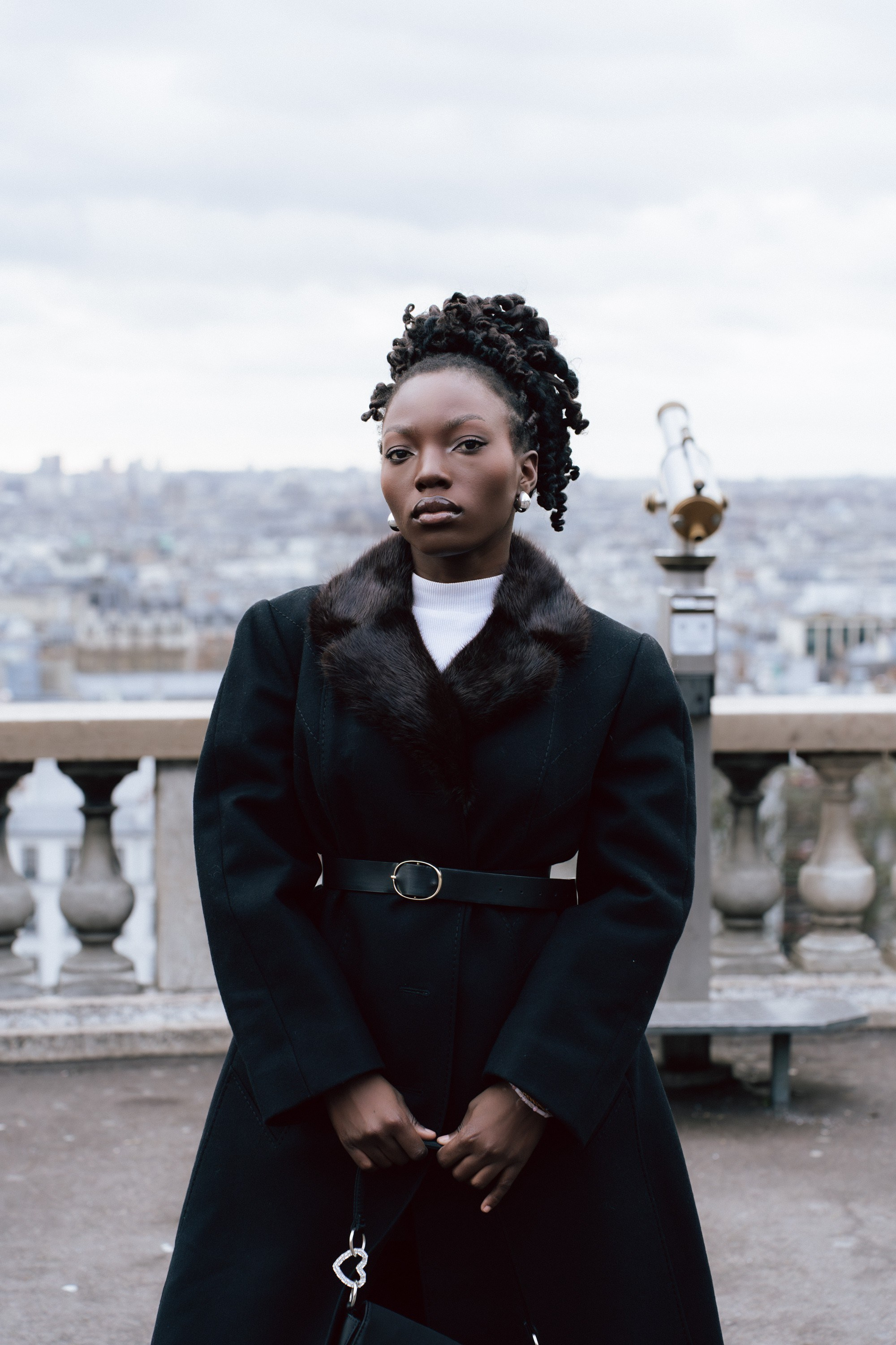 Solo Portrait Session: Monmartre. Paris Photographer & Videographer