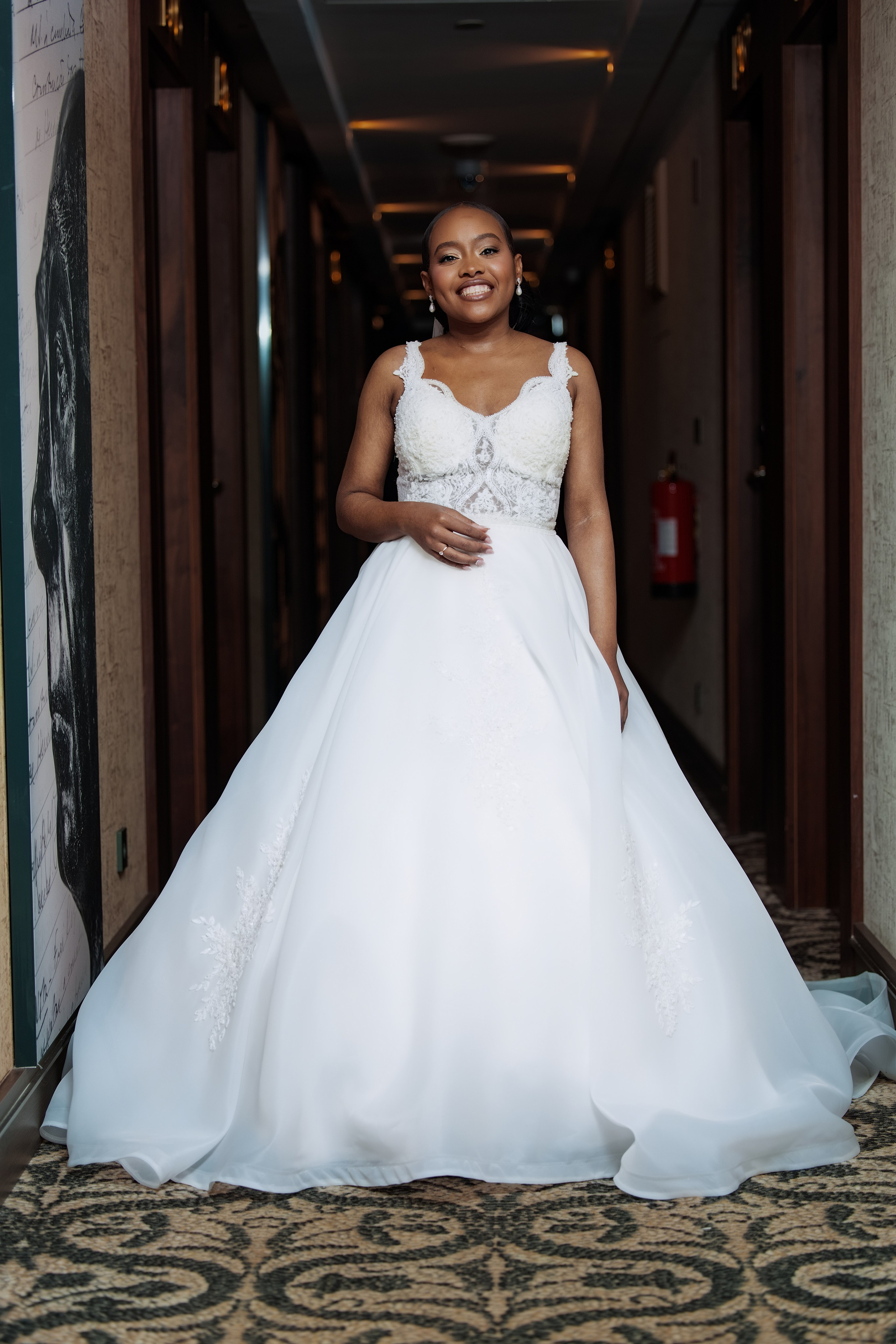 Nawik e Ethson. Fazemos o seu casamento ser lembrado por gerações